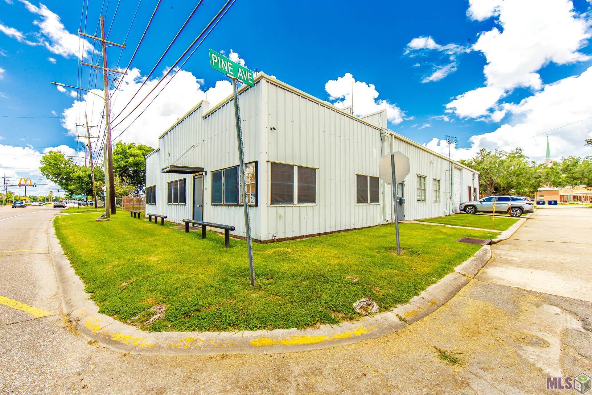 1558 BARROW ST, Houma, LA 70360