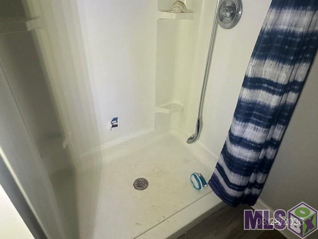 Photo 33