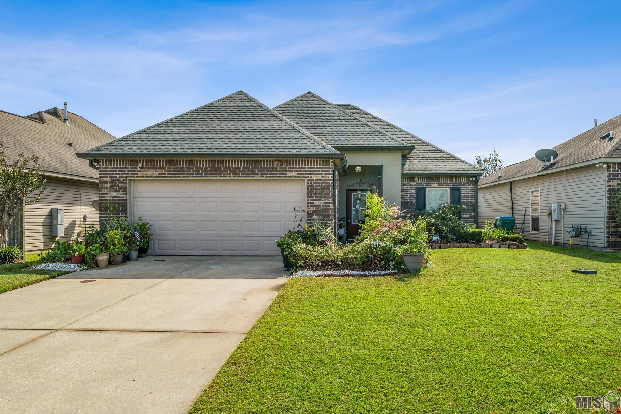 11420 ROSSOW CT, Denham Springs, LA 70726