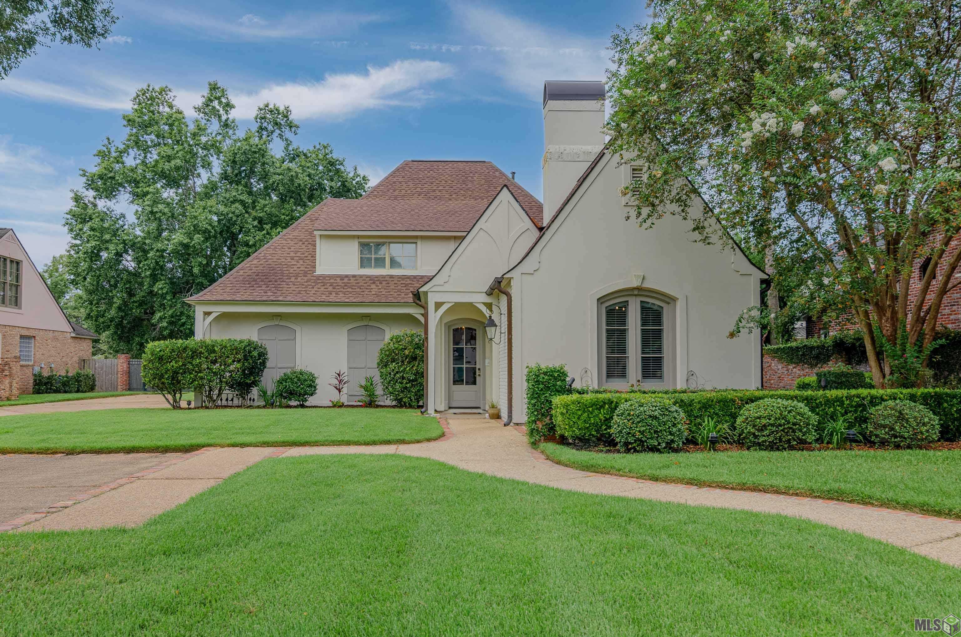 18934 E PINNACLE CIR, Saint George, LA 70810