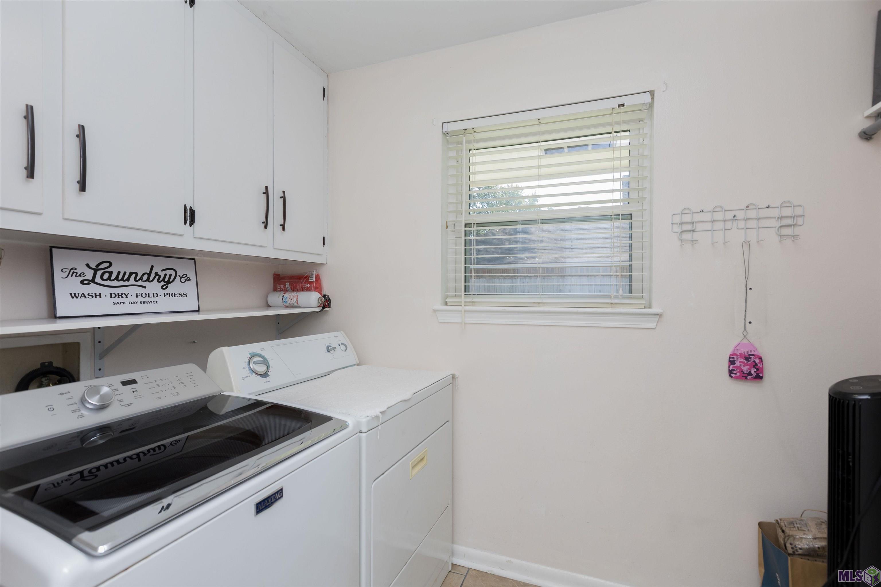 6612 LINDSEYNEAL DR, Greenwell Springs, LA 70739