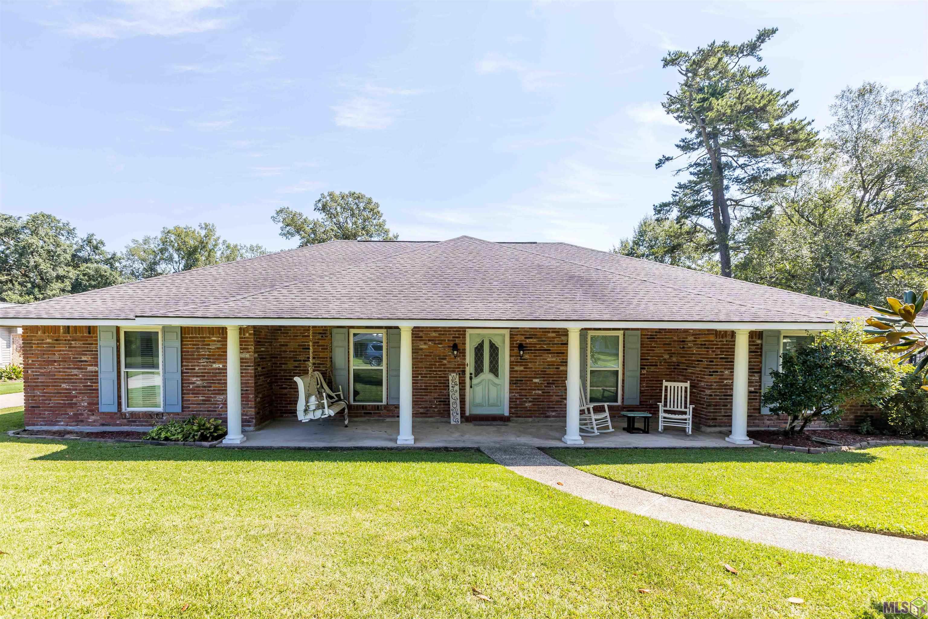 6612 LINDSEYNEAL DR, Greenwell Springs, LA 70739