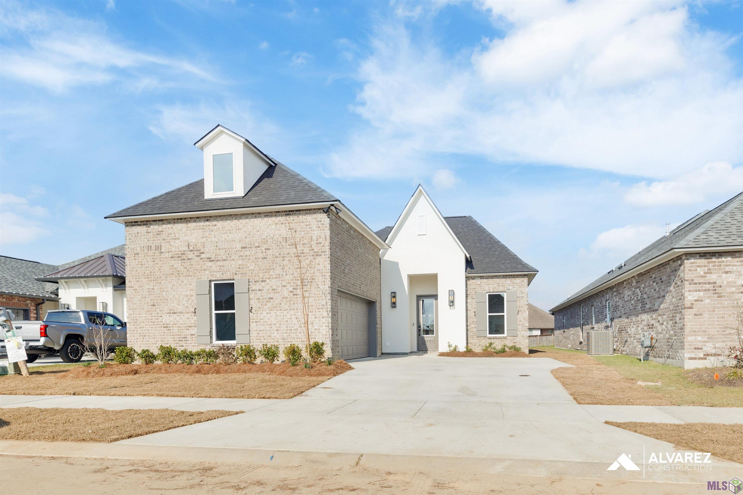 2931 CREEKMERE LN, Saint George, LA 70810