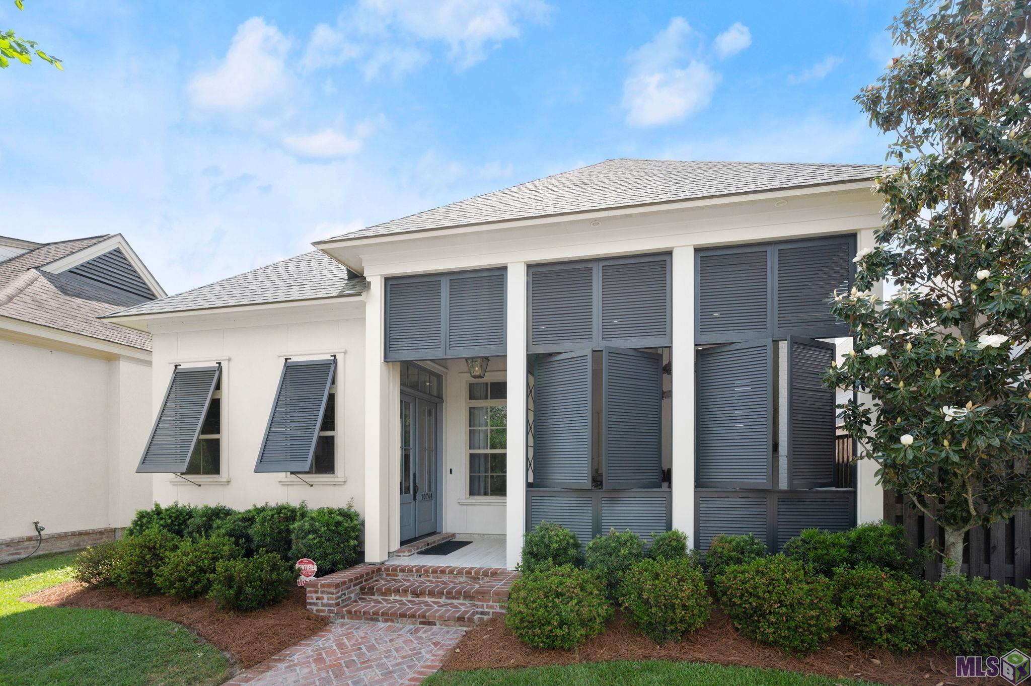 10744 CANE RIVER DR, Saint George, LA 70810