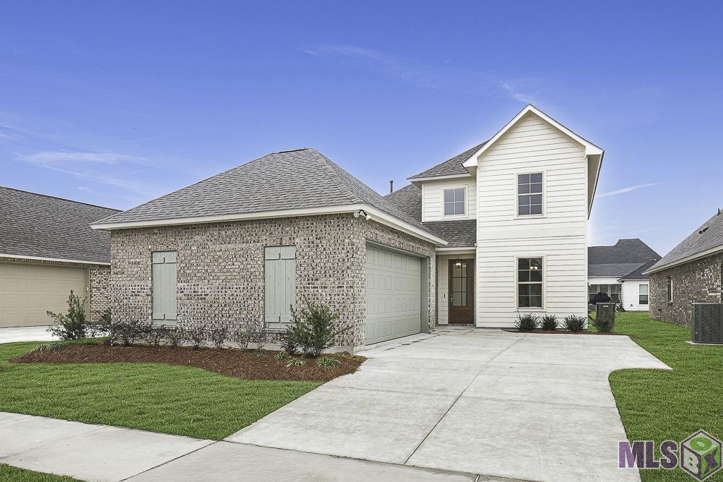 3236 CREEKMERE LN, Saint George, LA 70810