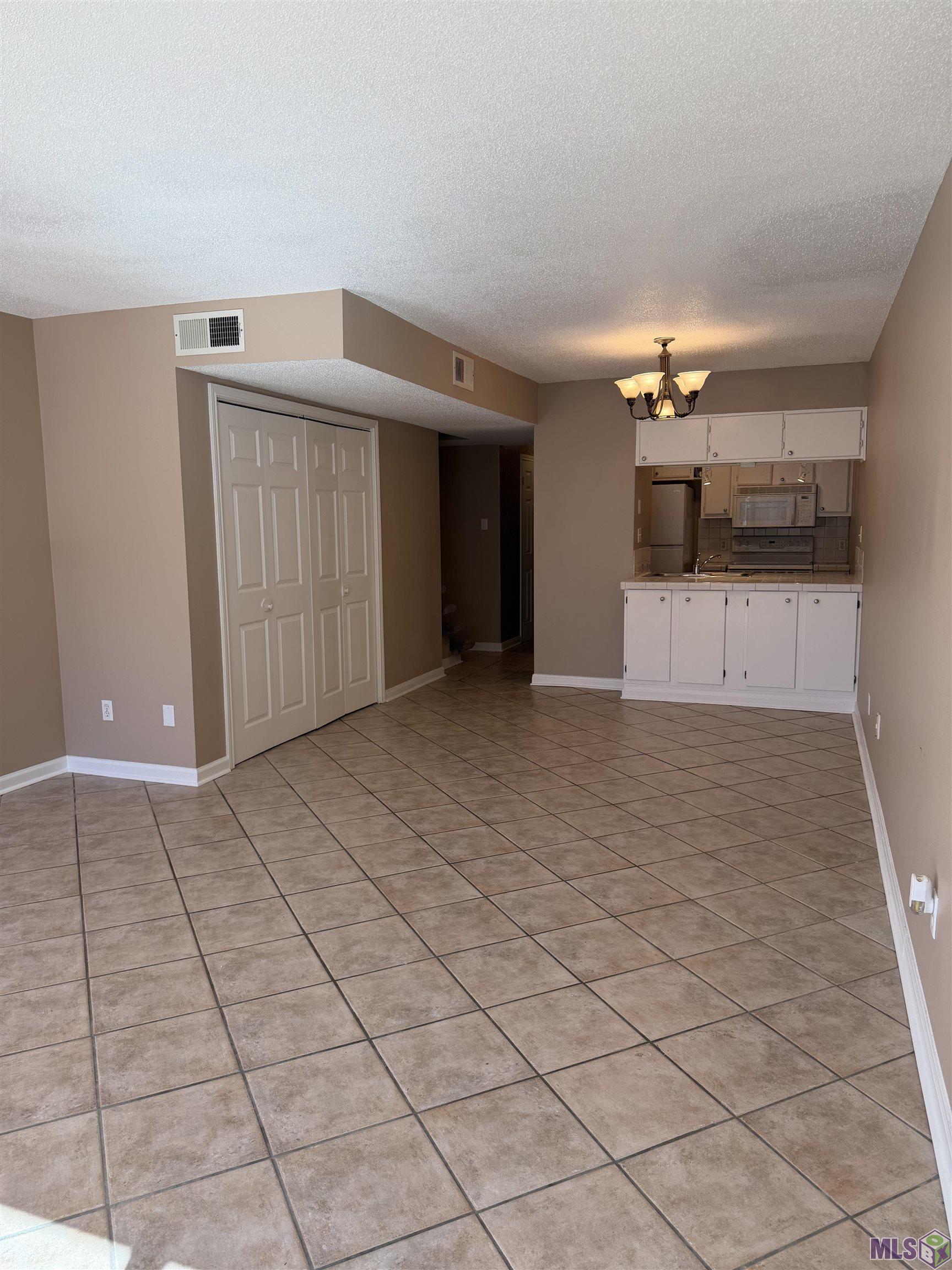 Homes for sale in Mandeville, LA | 183 Sandra Del Mar Dr #183, Mandeville, LA 70448 | MLS# BR2025020373