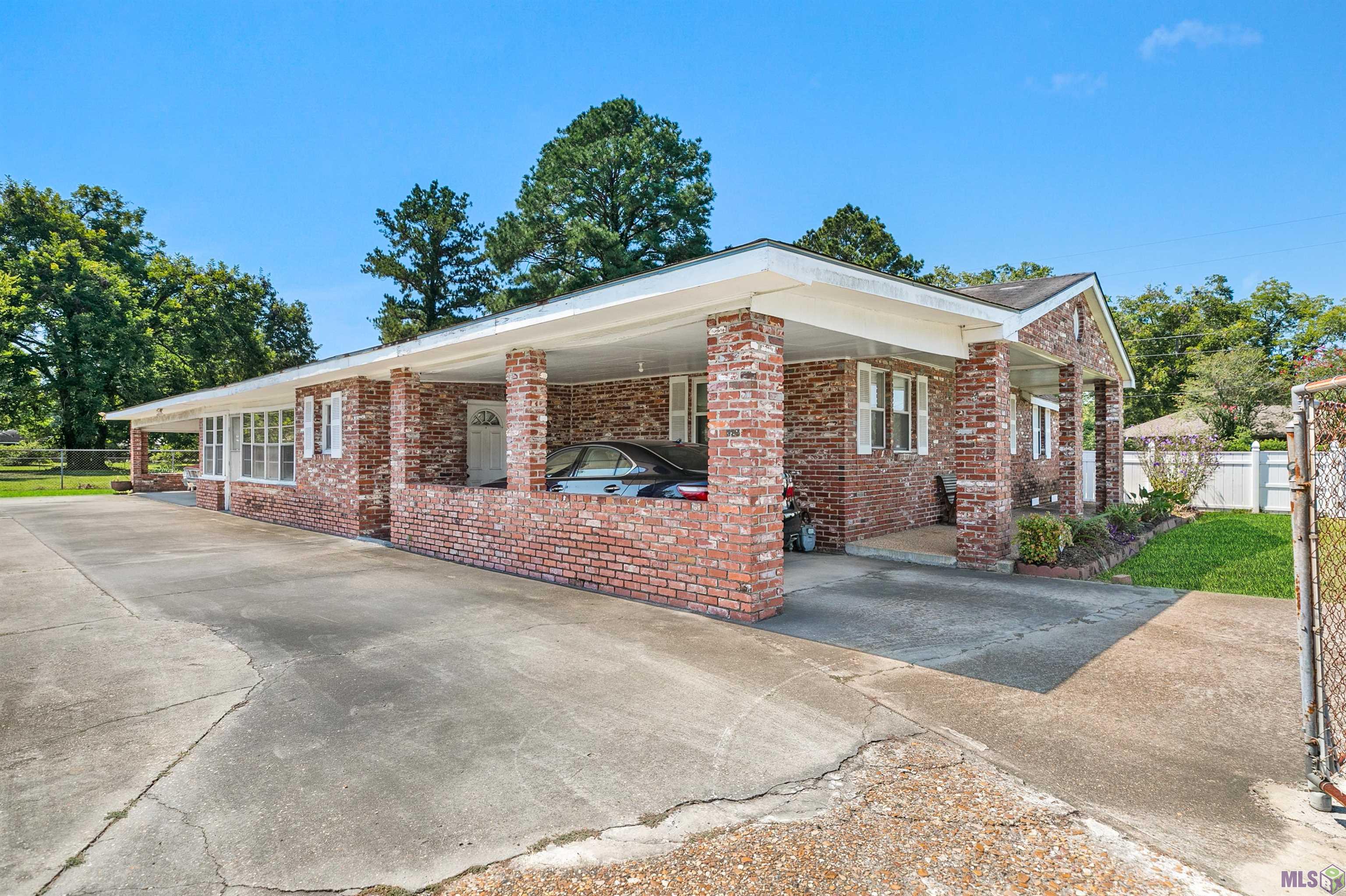 12114 ST AUGUSTINE ST, New Roads, LA 70760