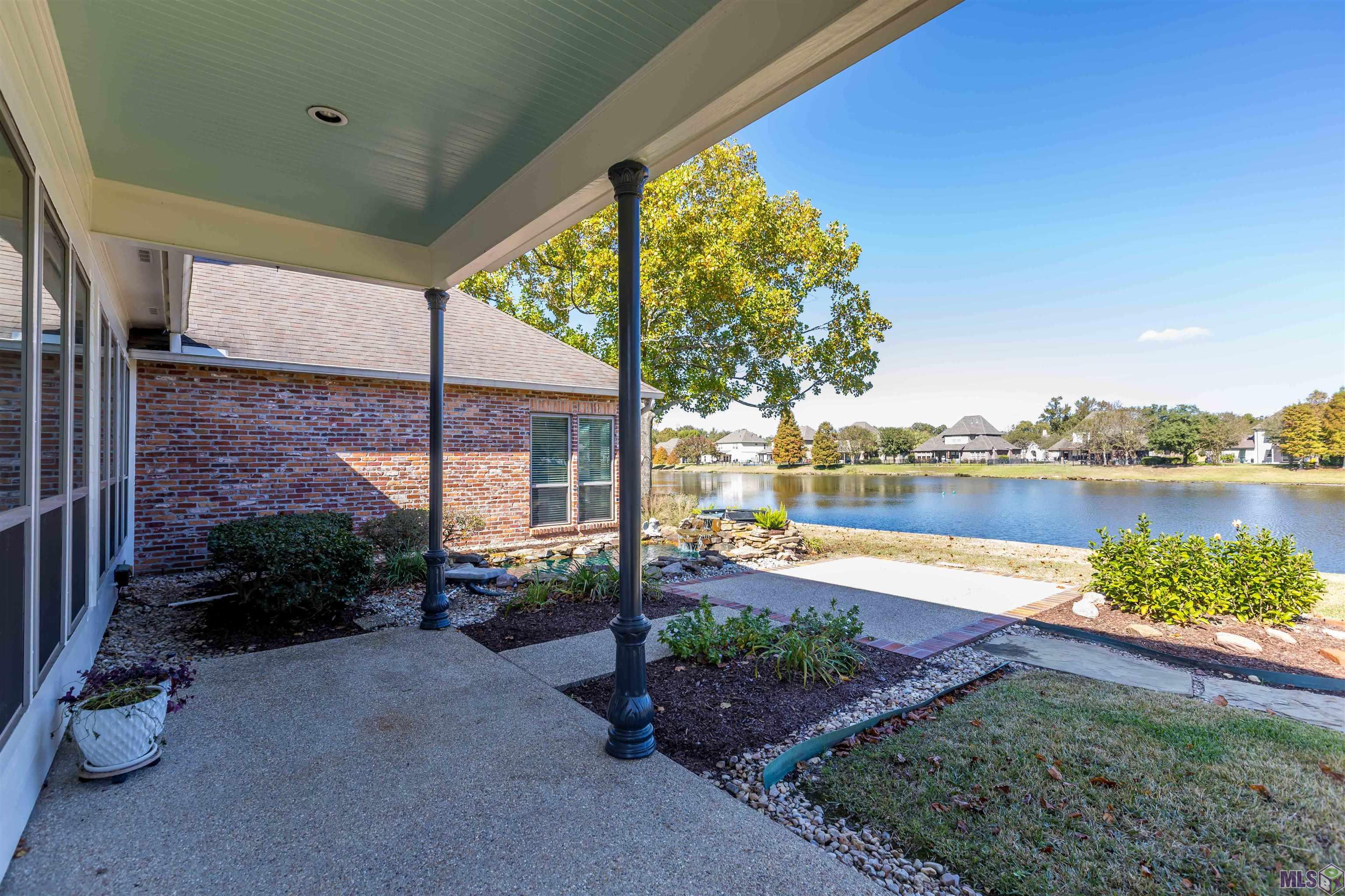 37294 LAKESHORE AVE, Prairieville, LA 70769