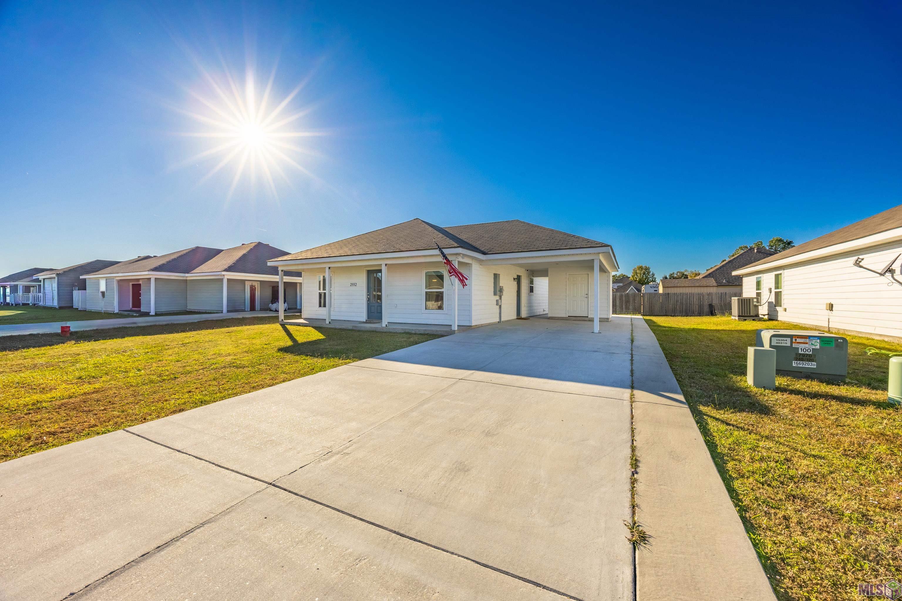 Homes for sale in Thibodaux, LA | 2552 Pineneedle Street, Thibodaux, LA 70301 | MLS# BY2025021140