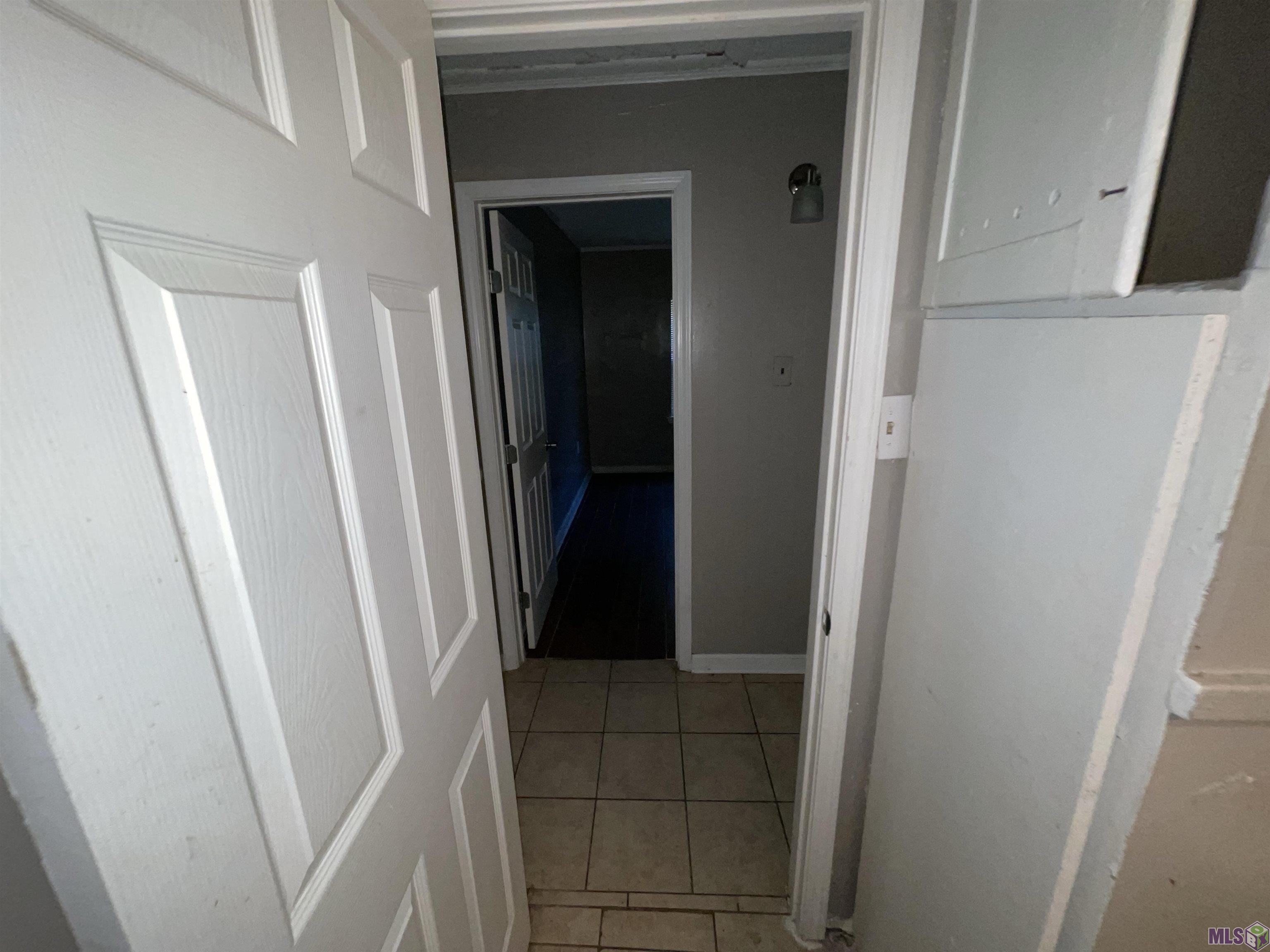 Photo 32