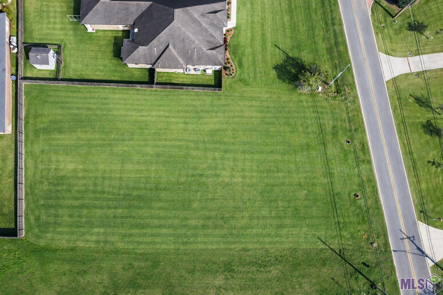 1644 MAIN ST, Laplace, LA 70068