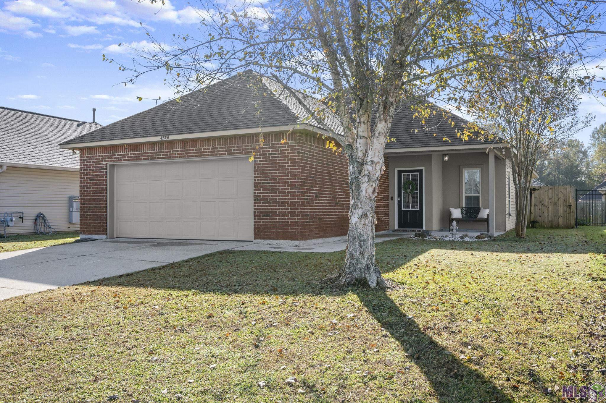42391 CEDARSTONE AVE, Prairieville, LA 70769