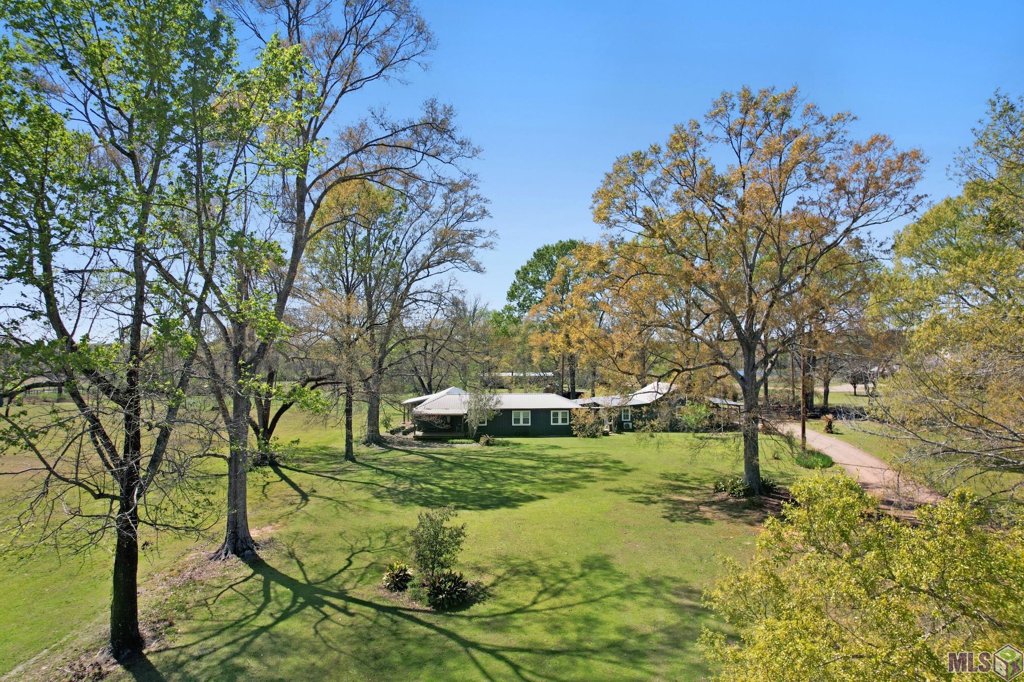 6805 JOE DANIEL RD, St. Francisville, LA 70775