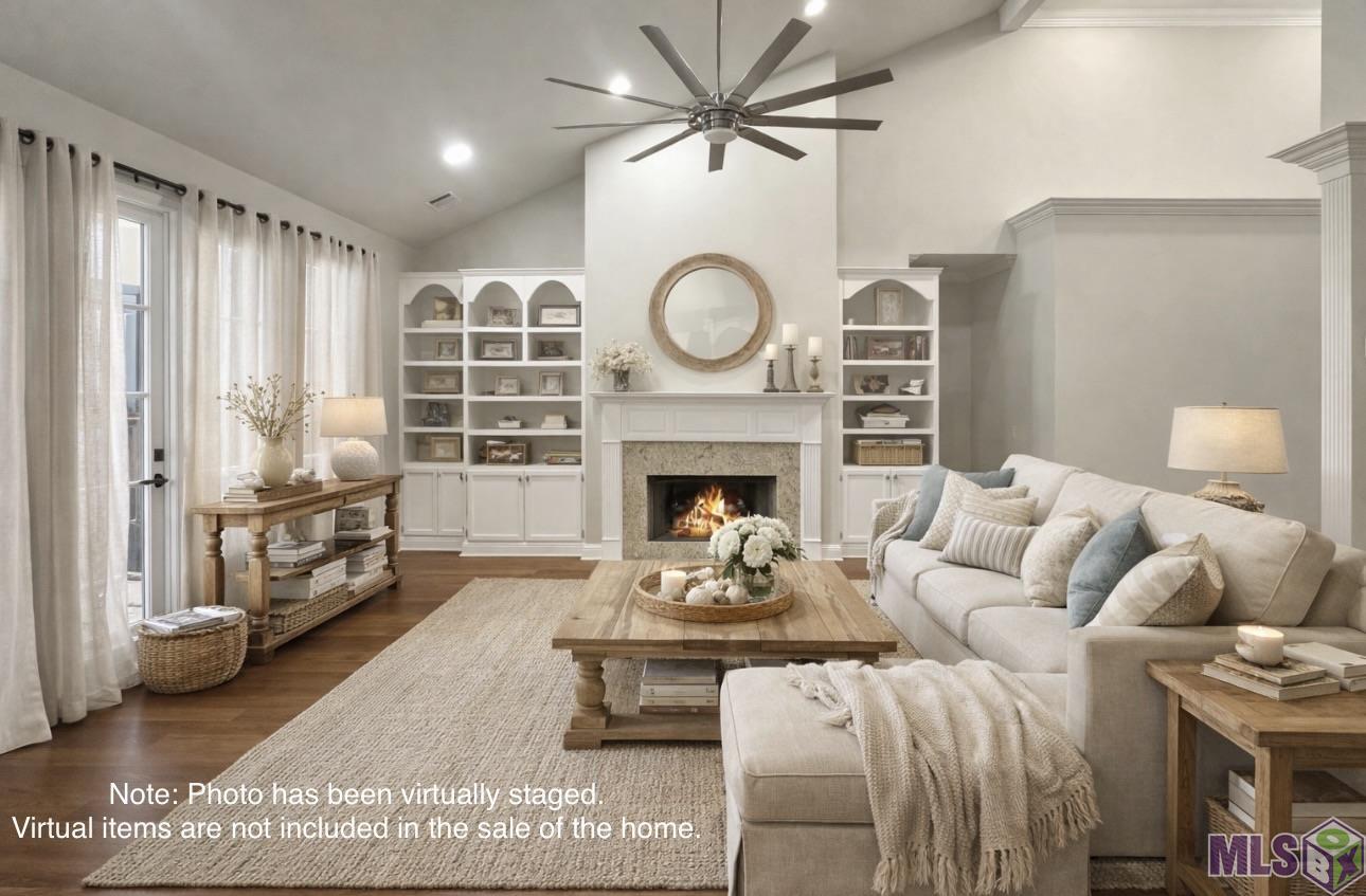 16445 LONG LAKE DR, Prairieville, LA 70769