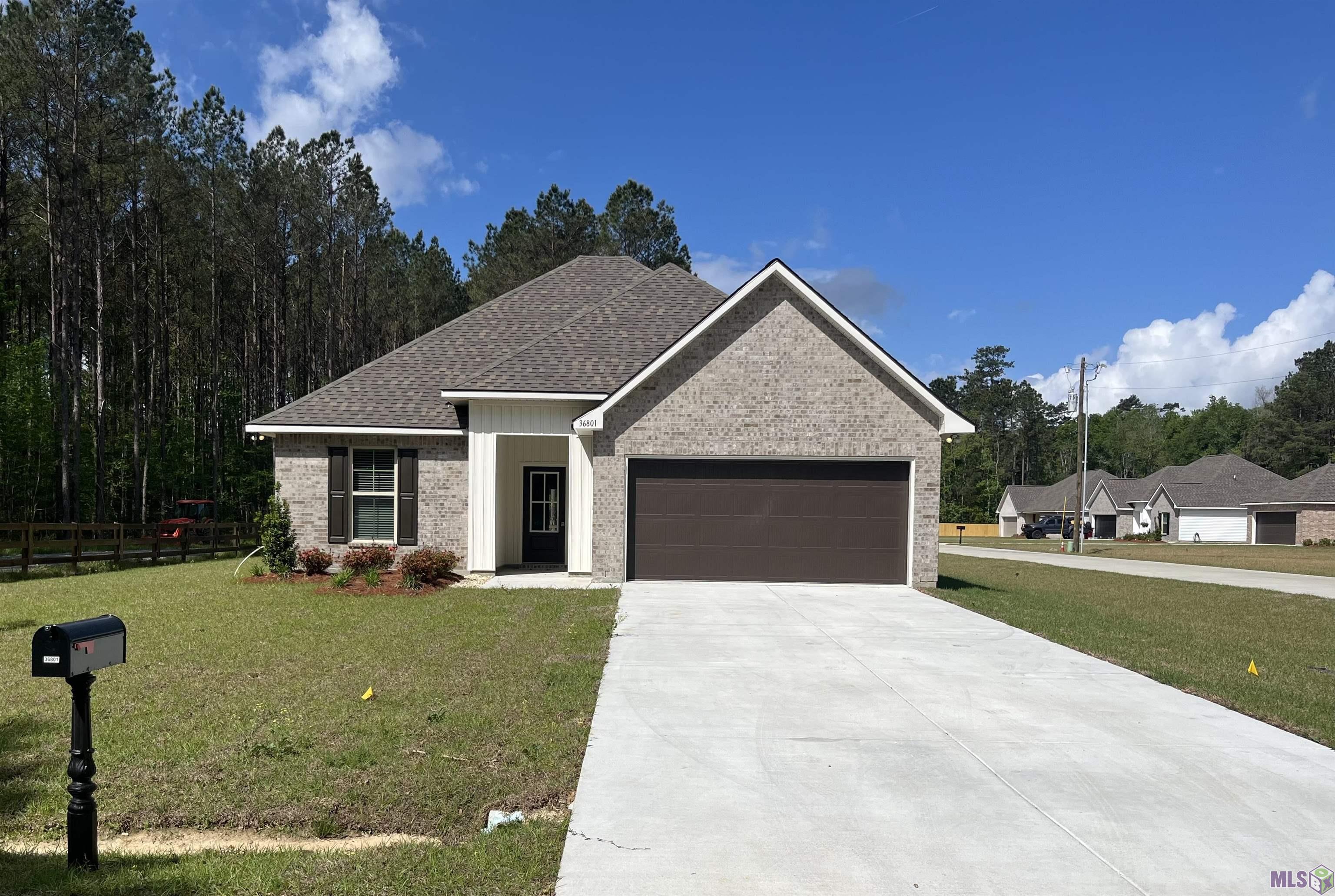 36801 CRYER RD, Denham Springs, LA 70706