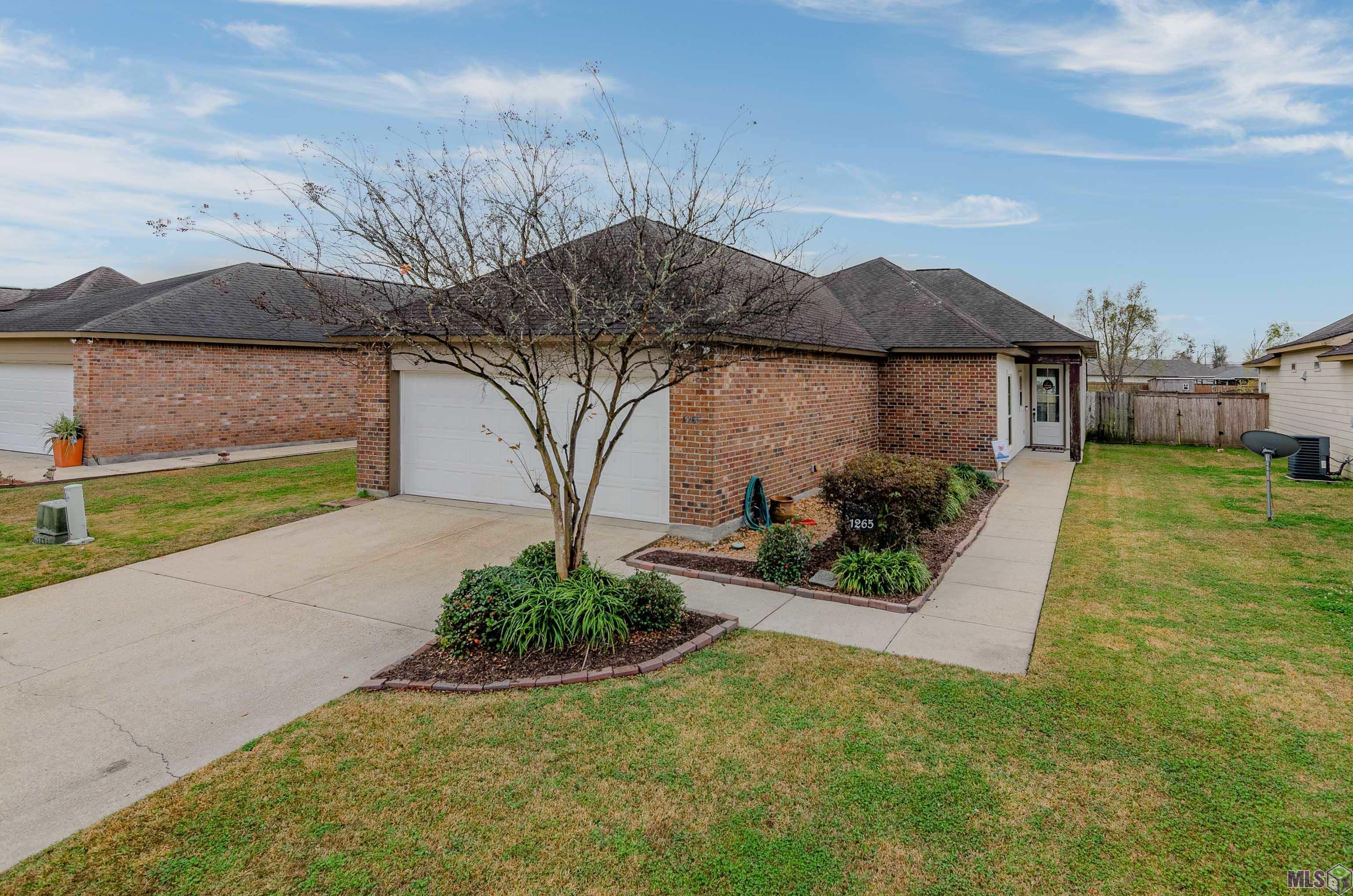 1265 MADRID AVE, St. Gabriel, LA 70776