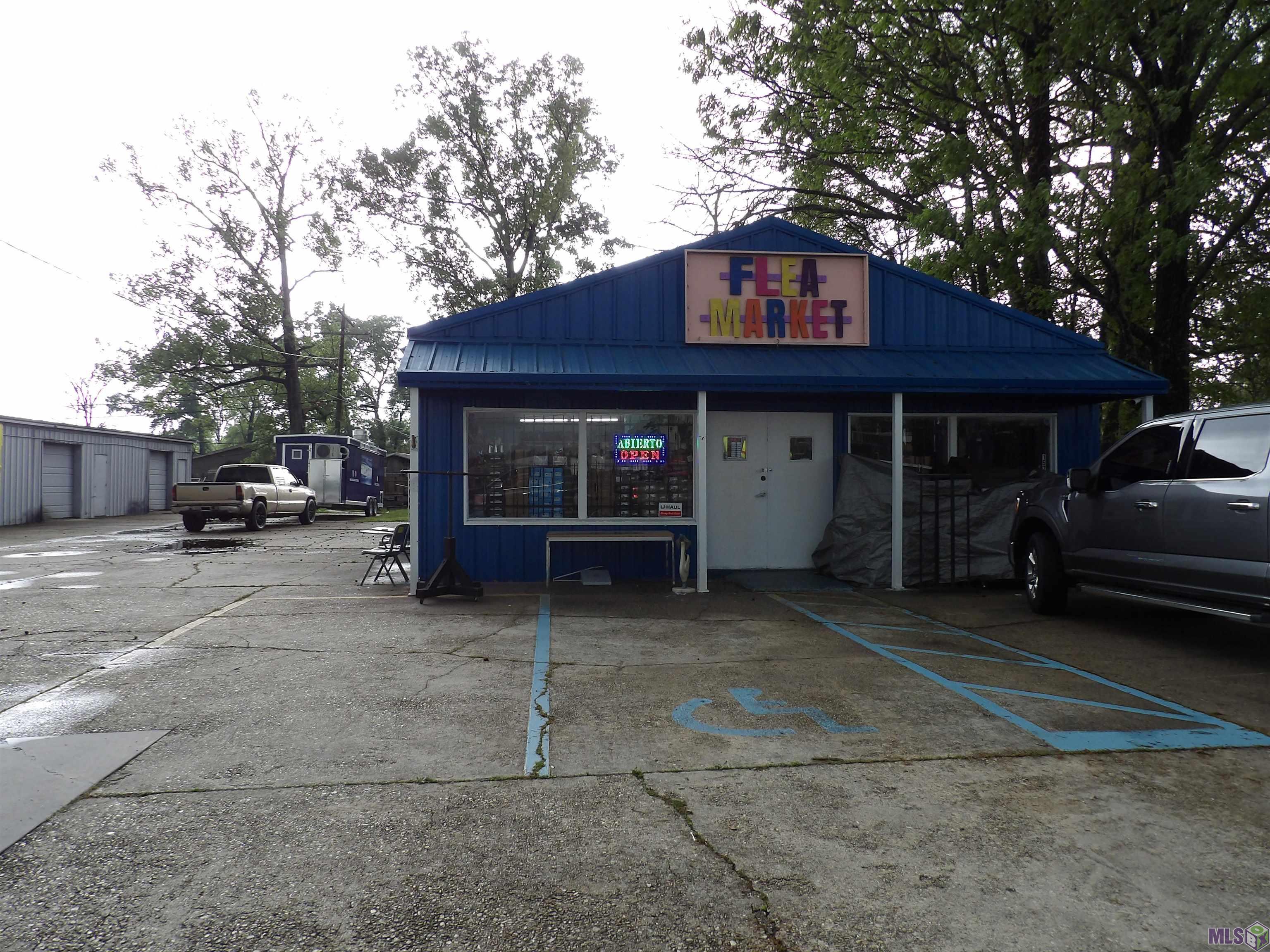 15736 FLORIDA BLVD, Baton Rouge, LA 70814