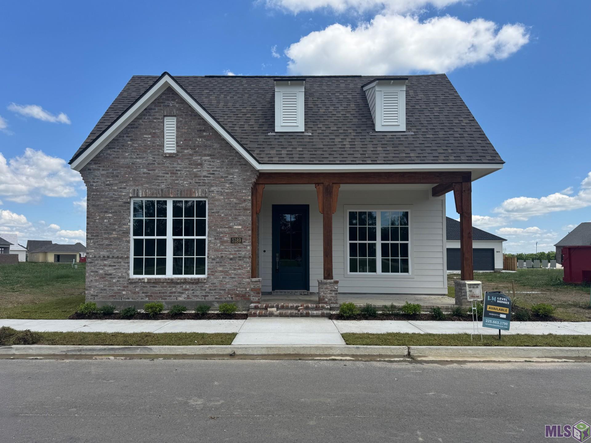 5189 STONEWATER DR, Gonzales, LA 70737
