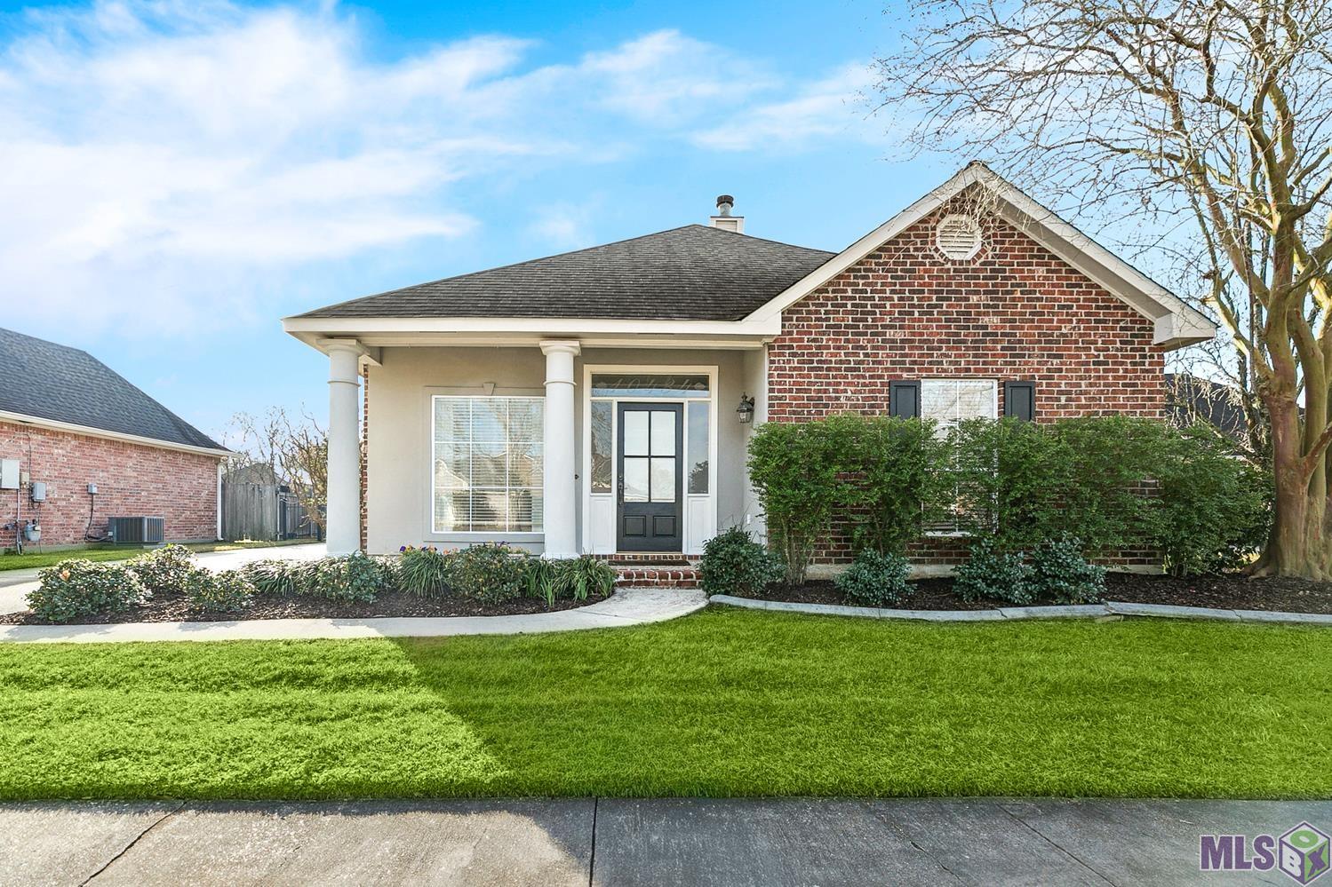 10434 SPRINGBROOK AVE, Saint George, LA 70810