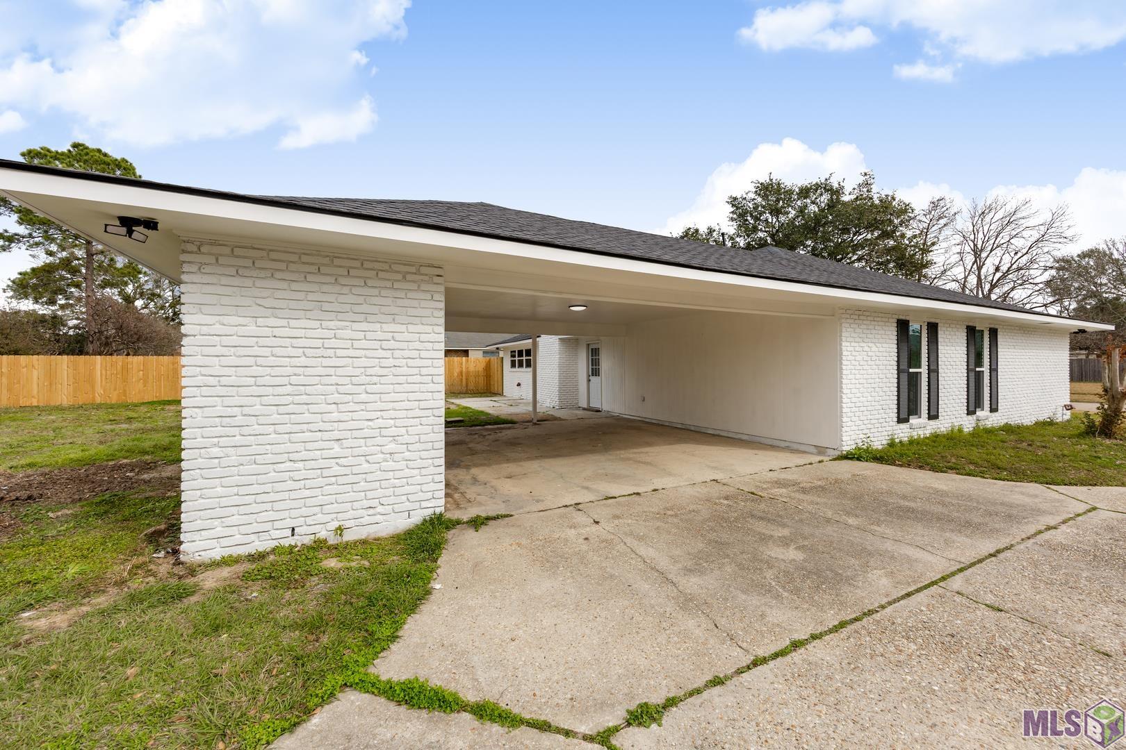 4930 SHADELAND DR, Baton Rouge, LA 70816