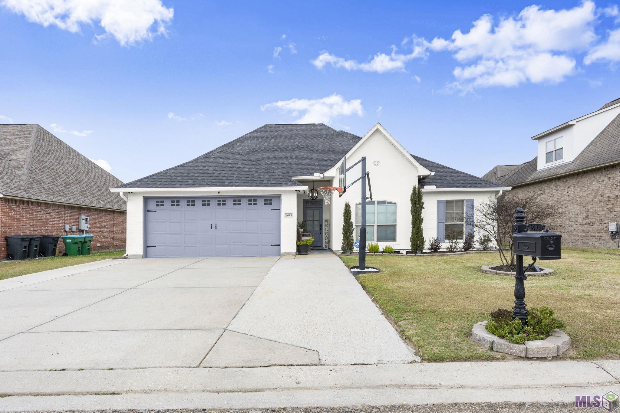 6093 WATERFORD LN, Sorrento, LA 70778