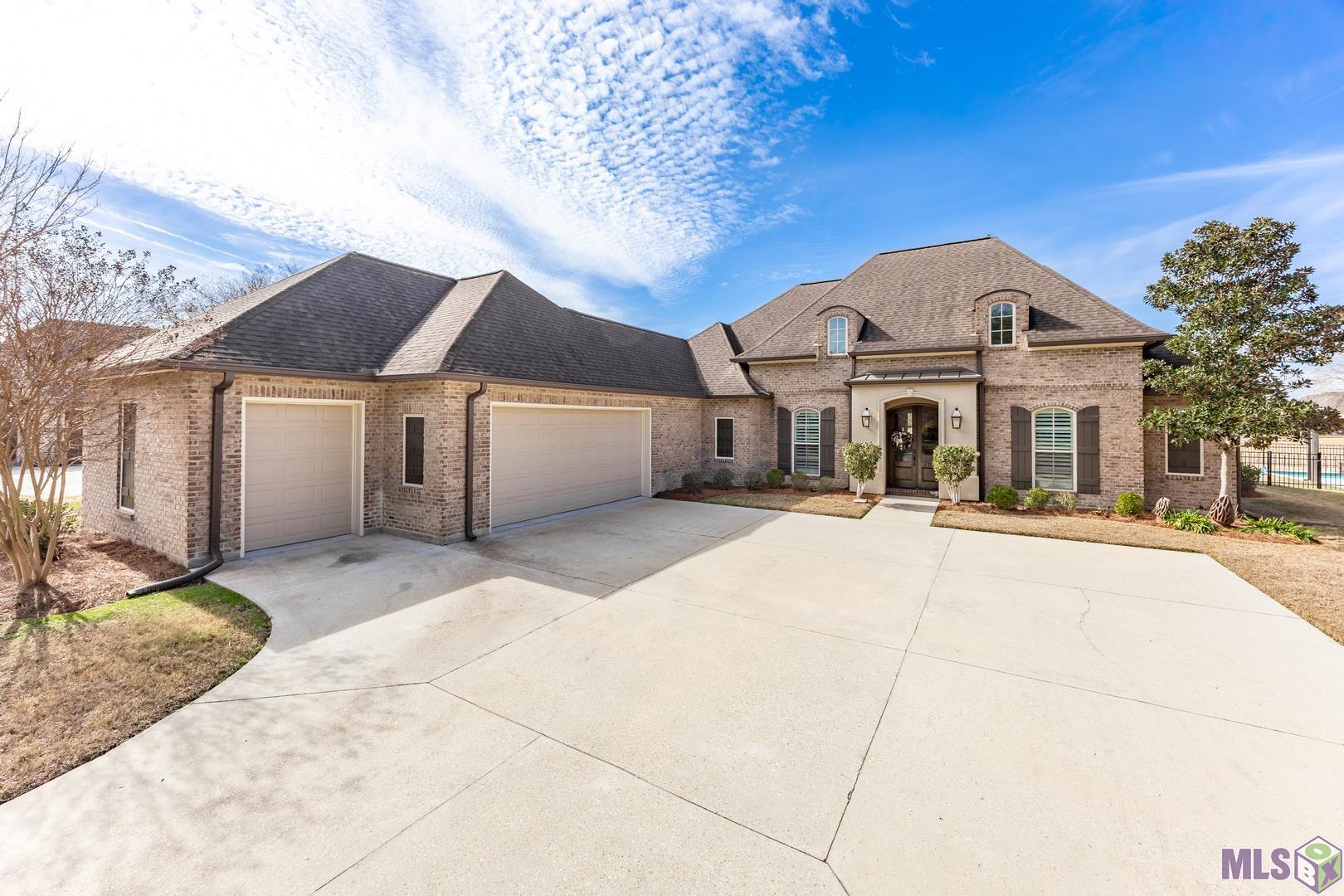 6055 JONATHAN ALARIC AVE, Gonzales, LA 70737