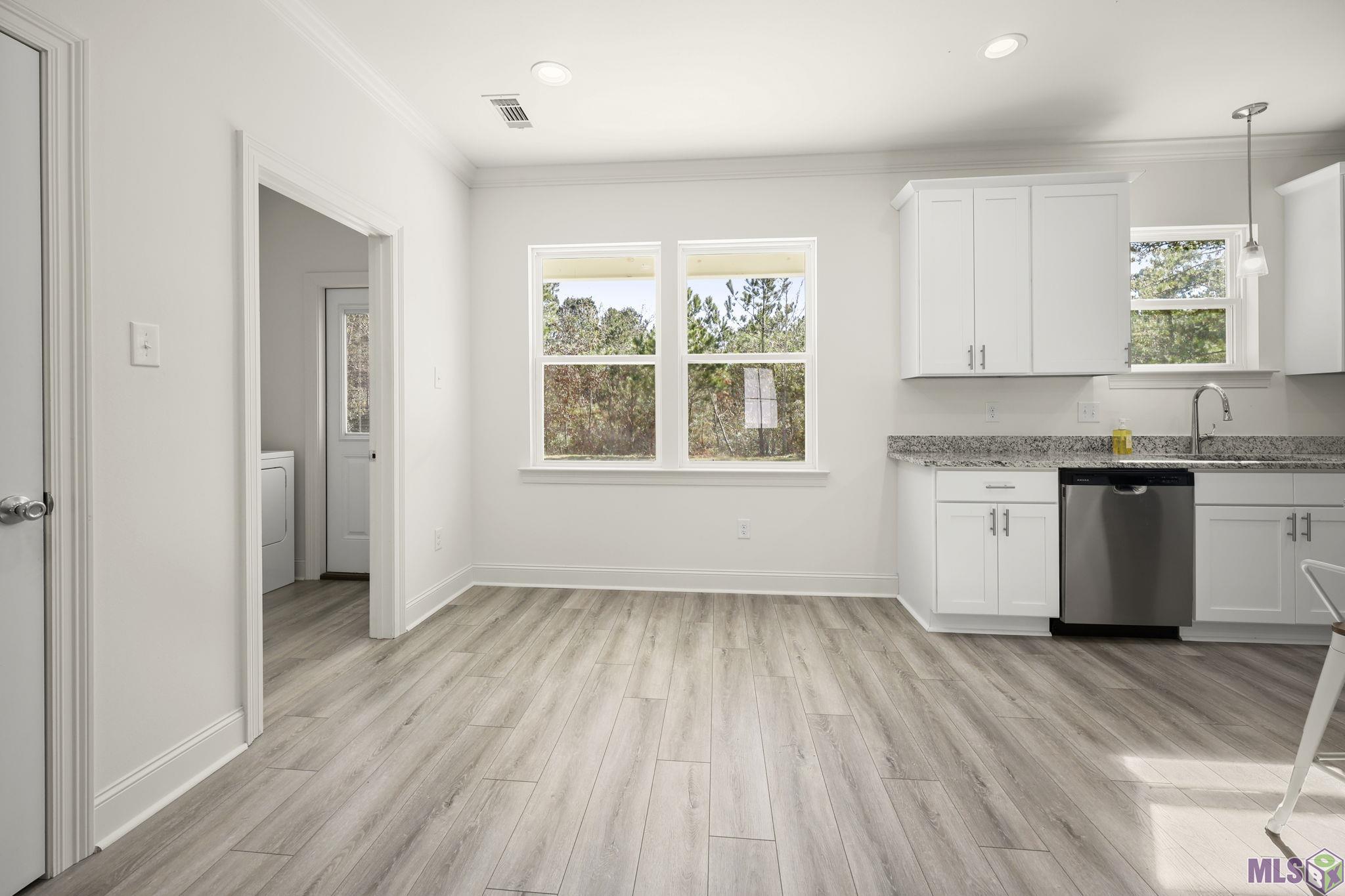 26400 PONCHATOULA DR, Springfield, LA 70462