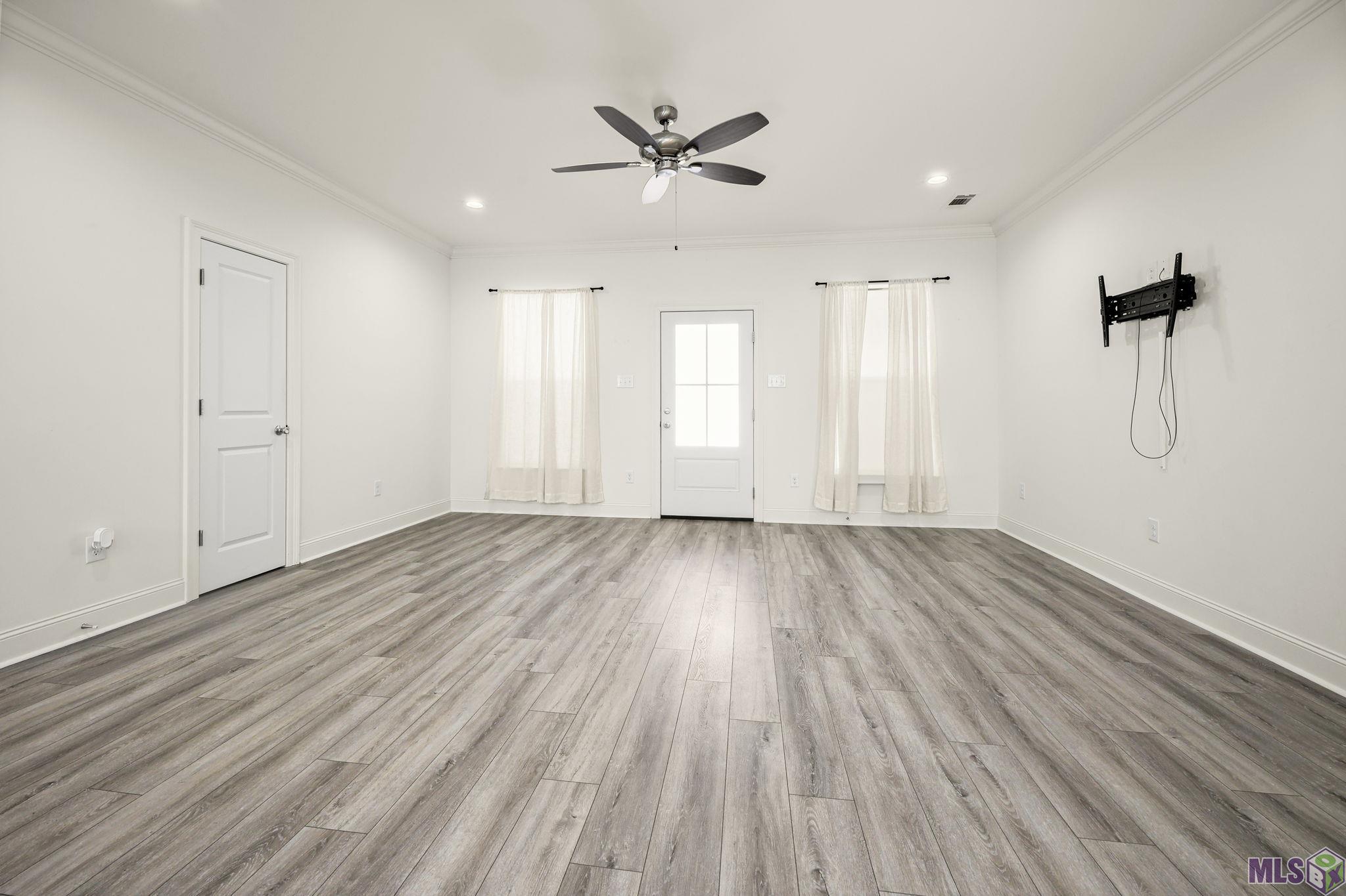 26400 PONCHATOULA DR, Springfield, LA 70462