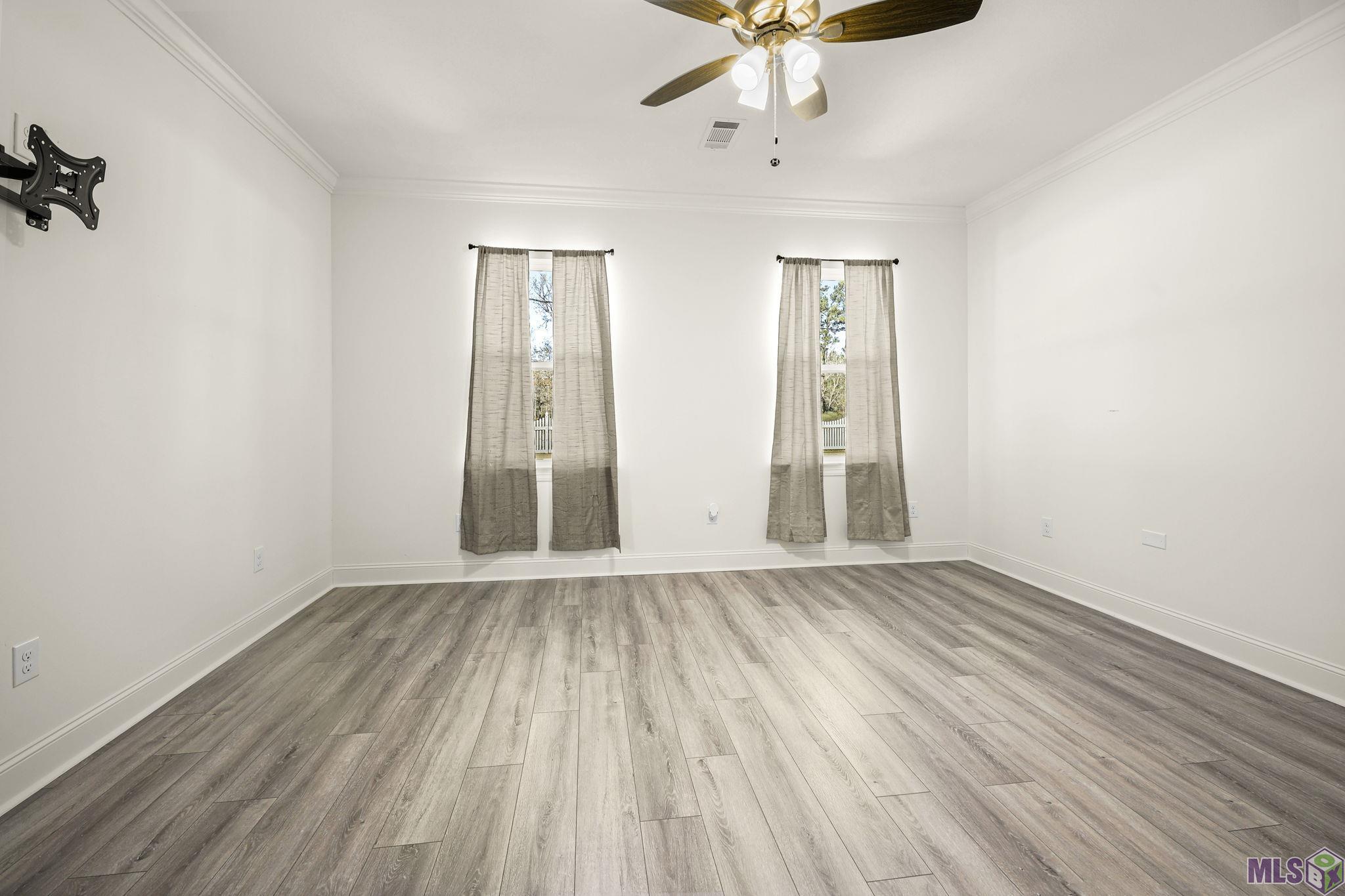 26400 PONCHATOULA DR, Springfield, LA 70462