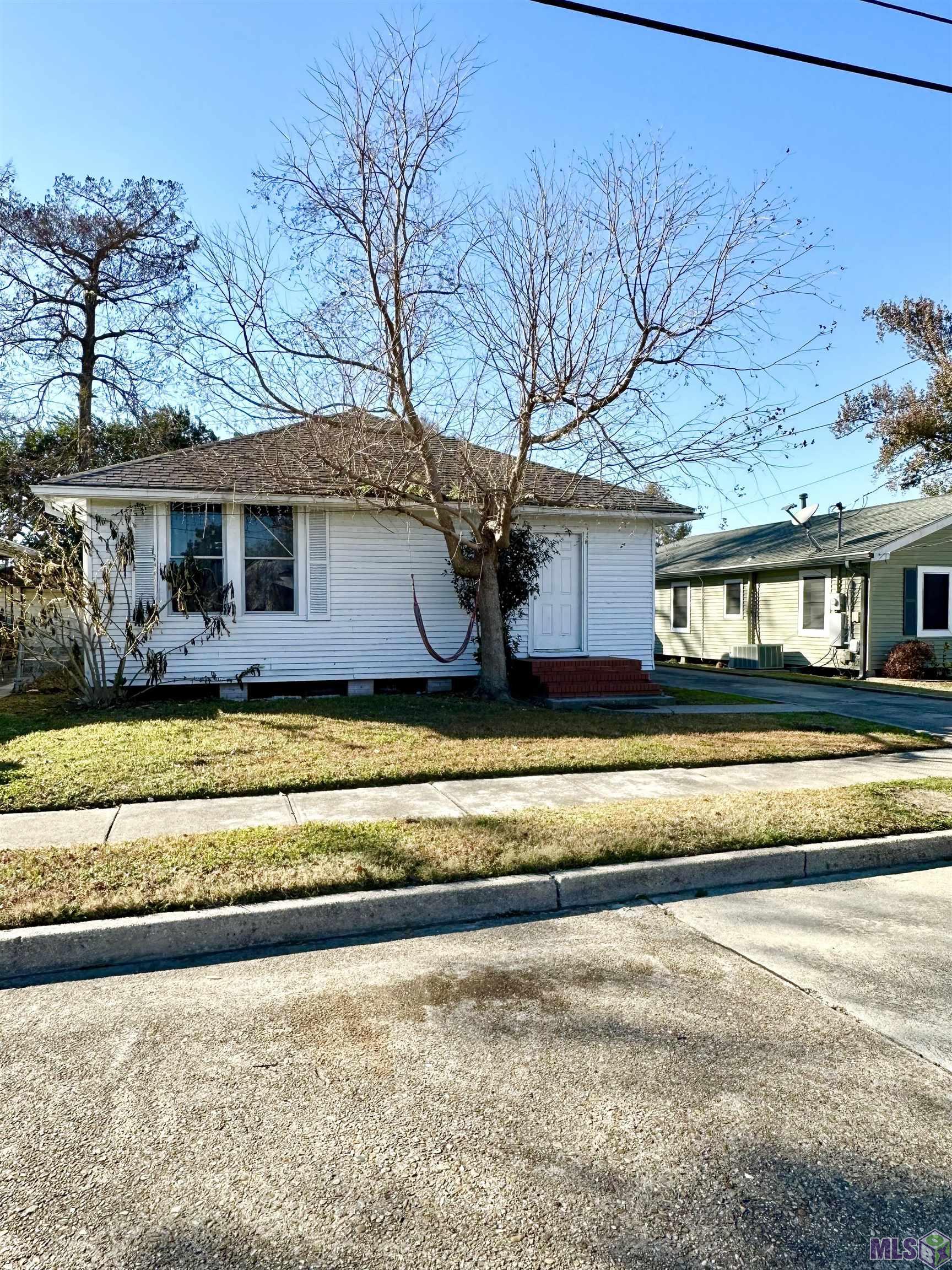 1230 ROUSSELL STREET, Houma, LA 70360