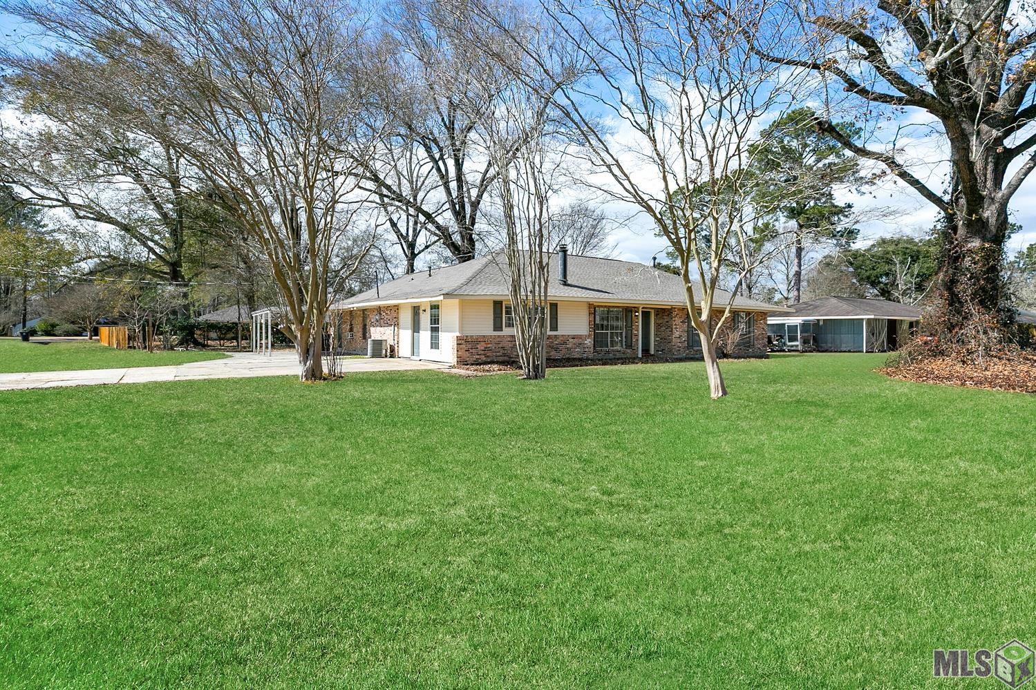 5219 GOODLAND DR, Greenwell Springs, LA 70739