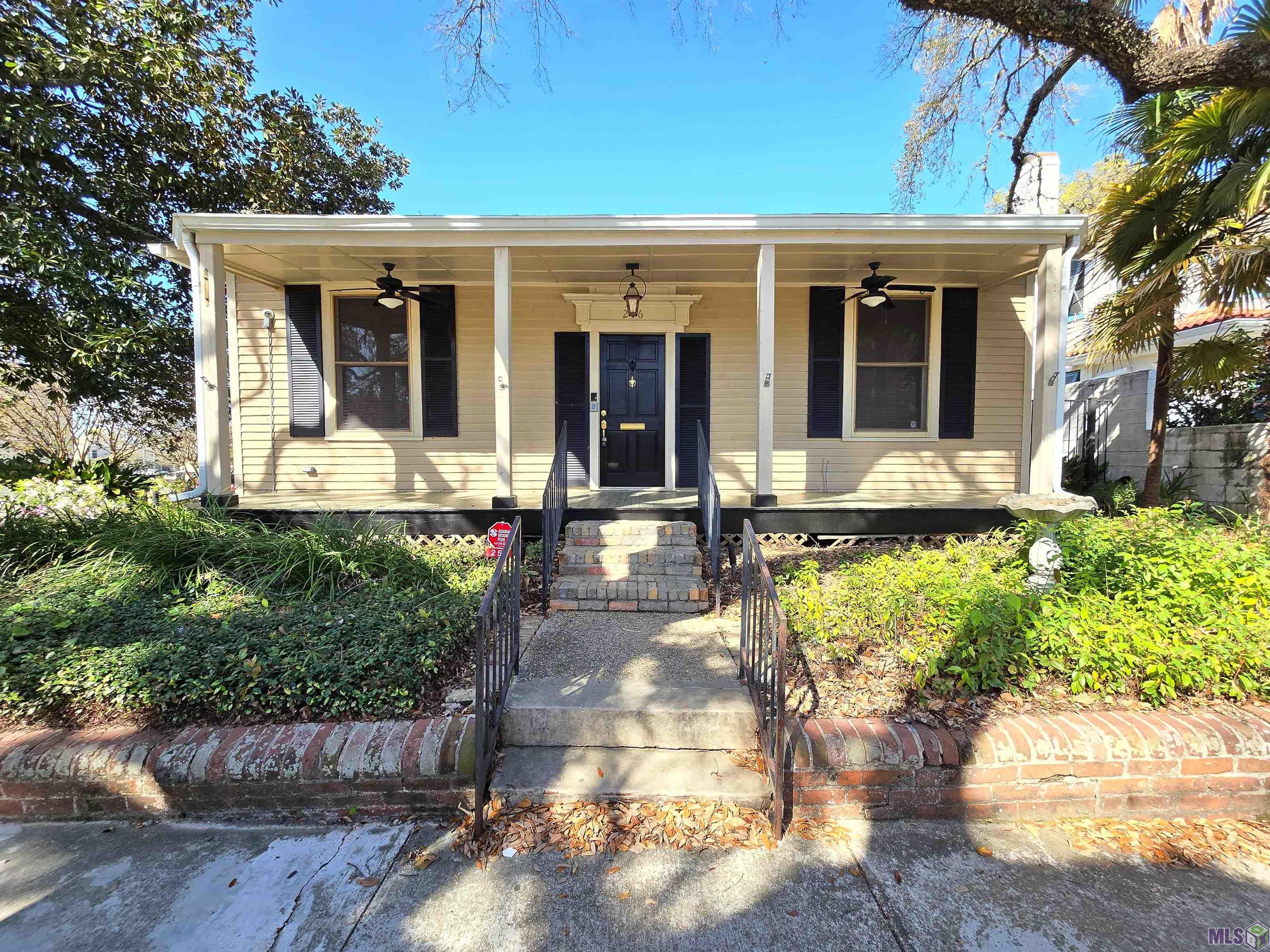 256 EAST BLVD, Baton Rouge, LA 70802