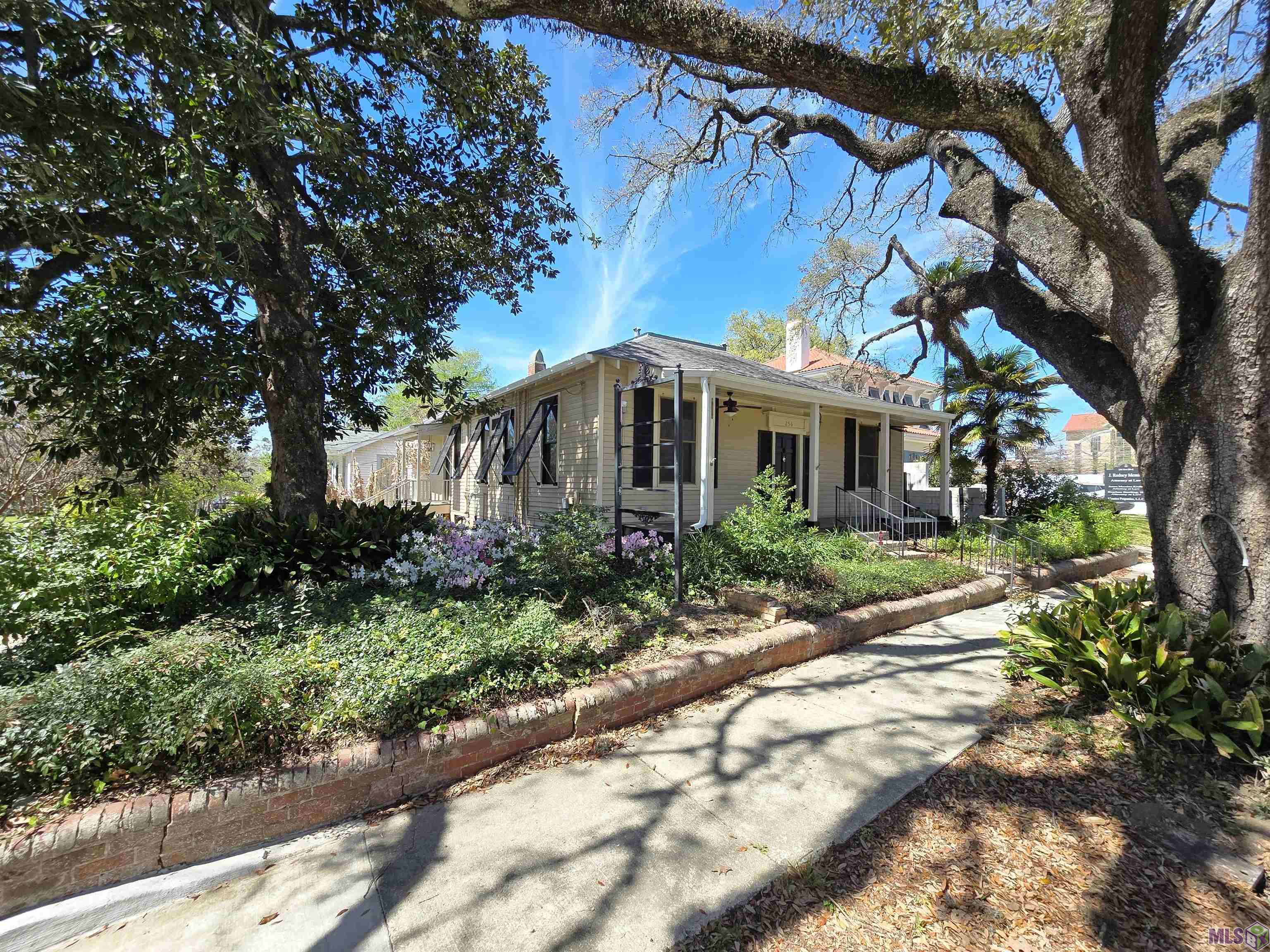 256 EAST BLVD, Baton Rouge, LA 70802