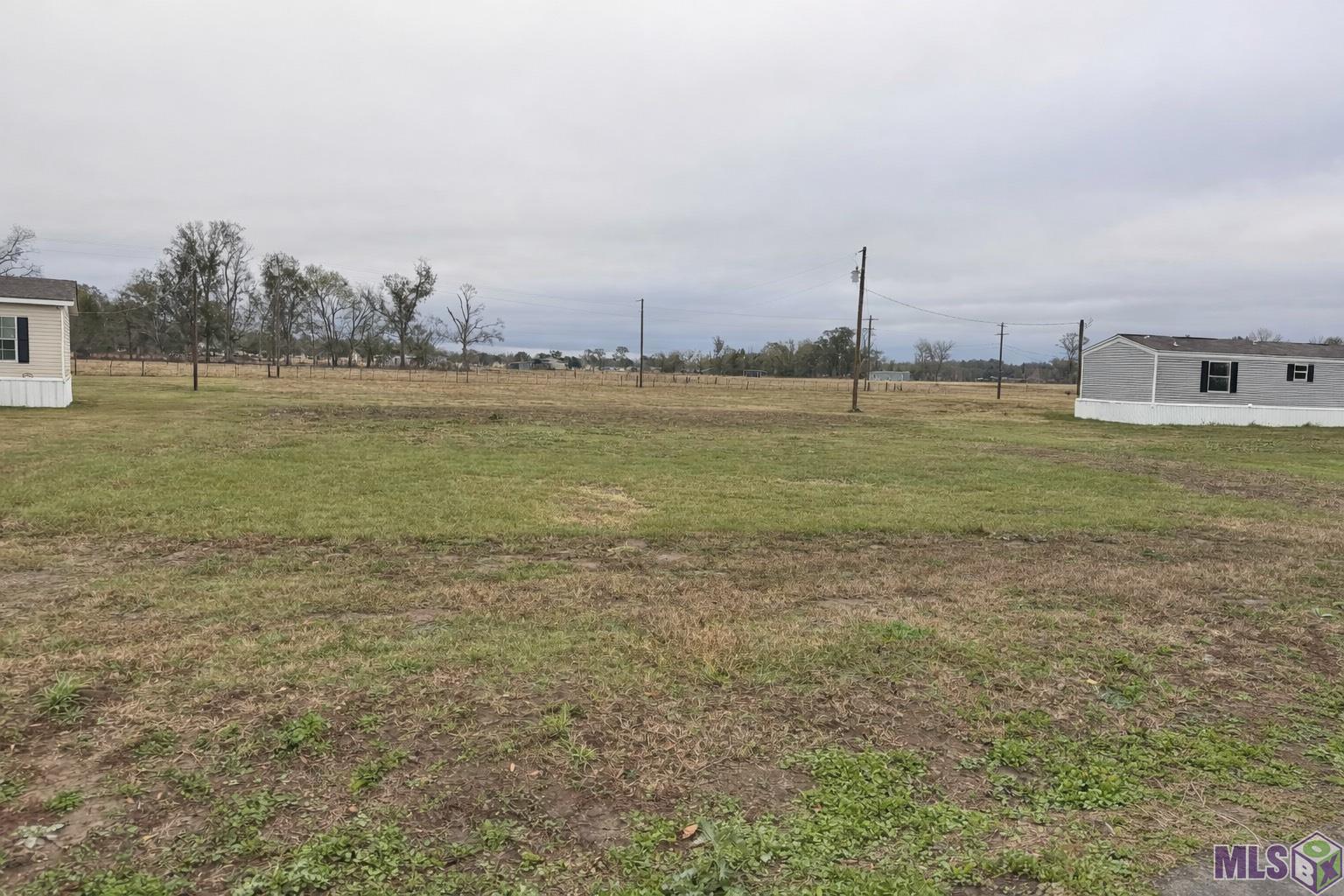 4317 CLEVELAND RD, Fordoche, LA 70732