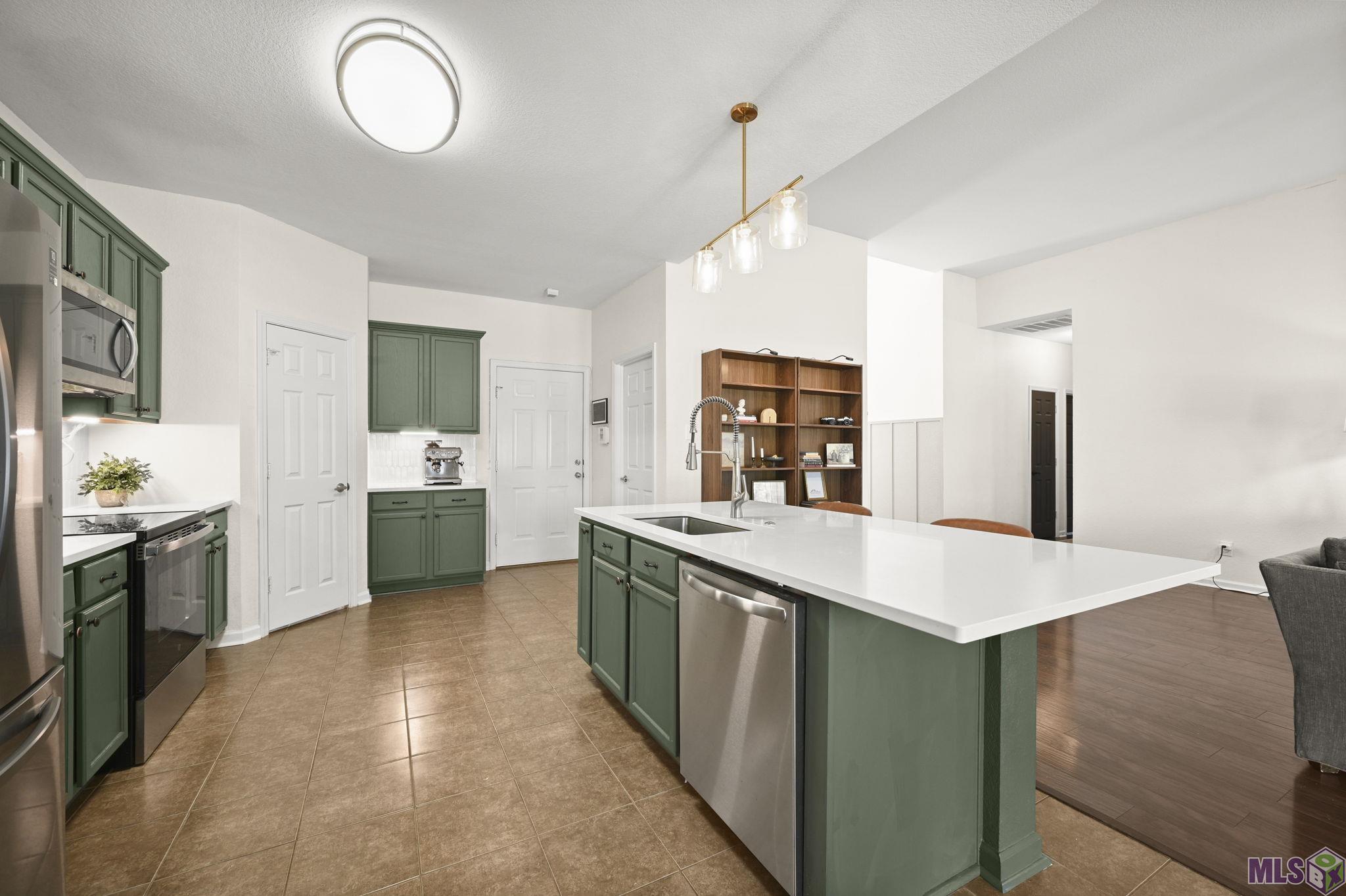 26017 WILLOW WOOD ST, Denham Springs, LA 70726