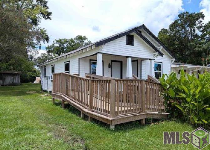 515 E NEW RIVER RD, Gonzales, LA 70737