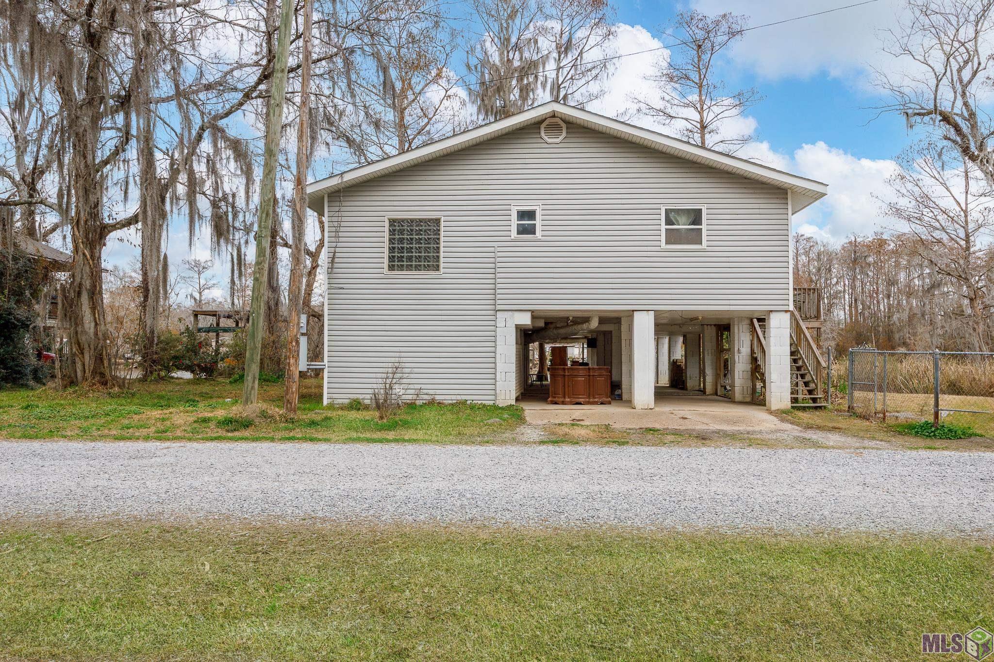 18739 RIVER BEND RD, Maurepas, LA 70449