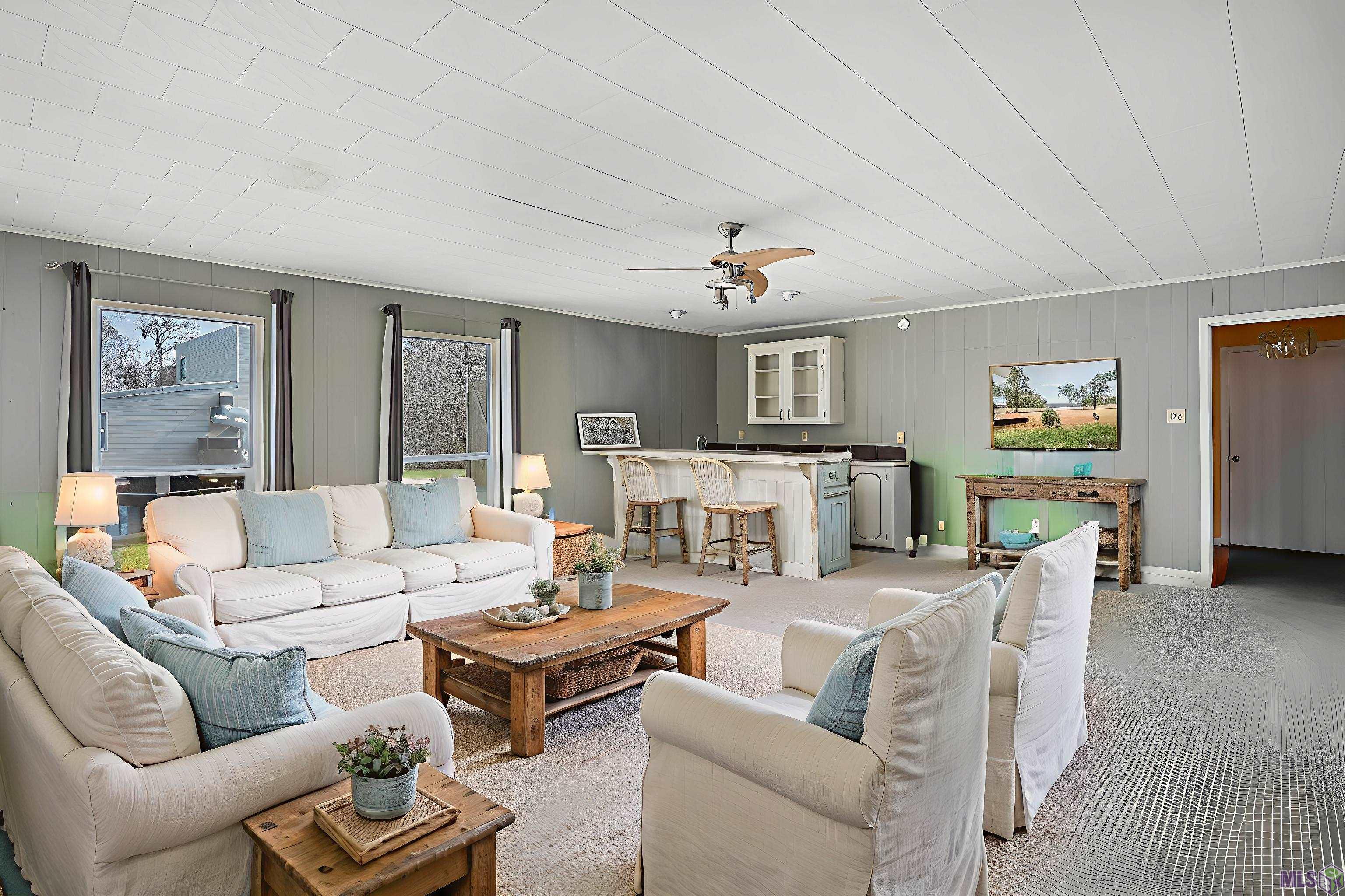 18739 RIVER BEND RD, Maurepas, LA 70449