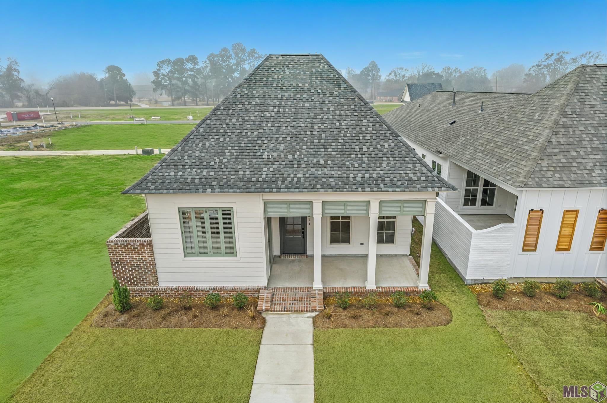 5131 Oakwater Alley, Gonzales, LA 70737