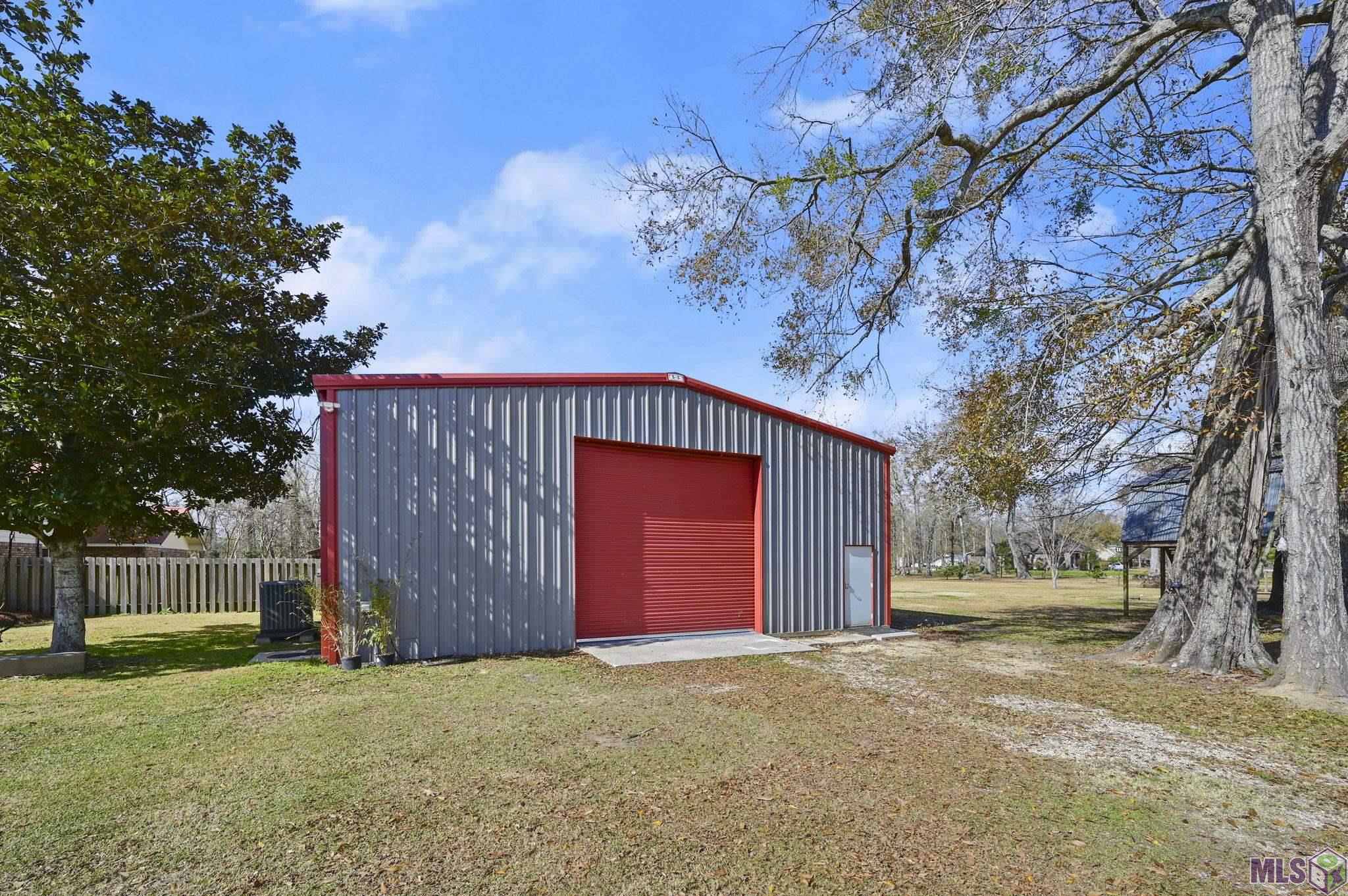 18181 VAN BROUSSARD RD, Prairieville, LA 70769