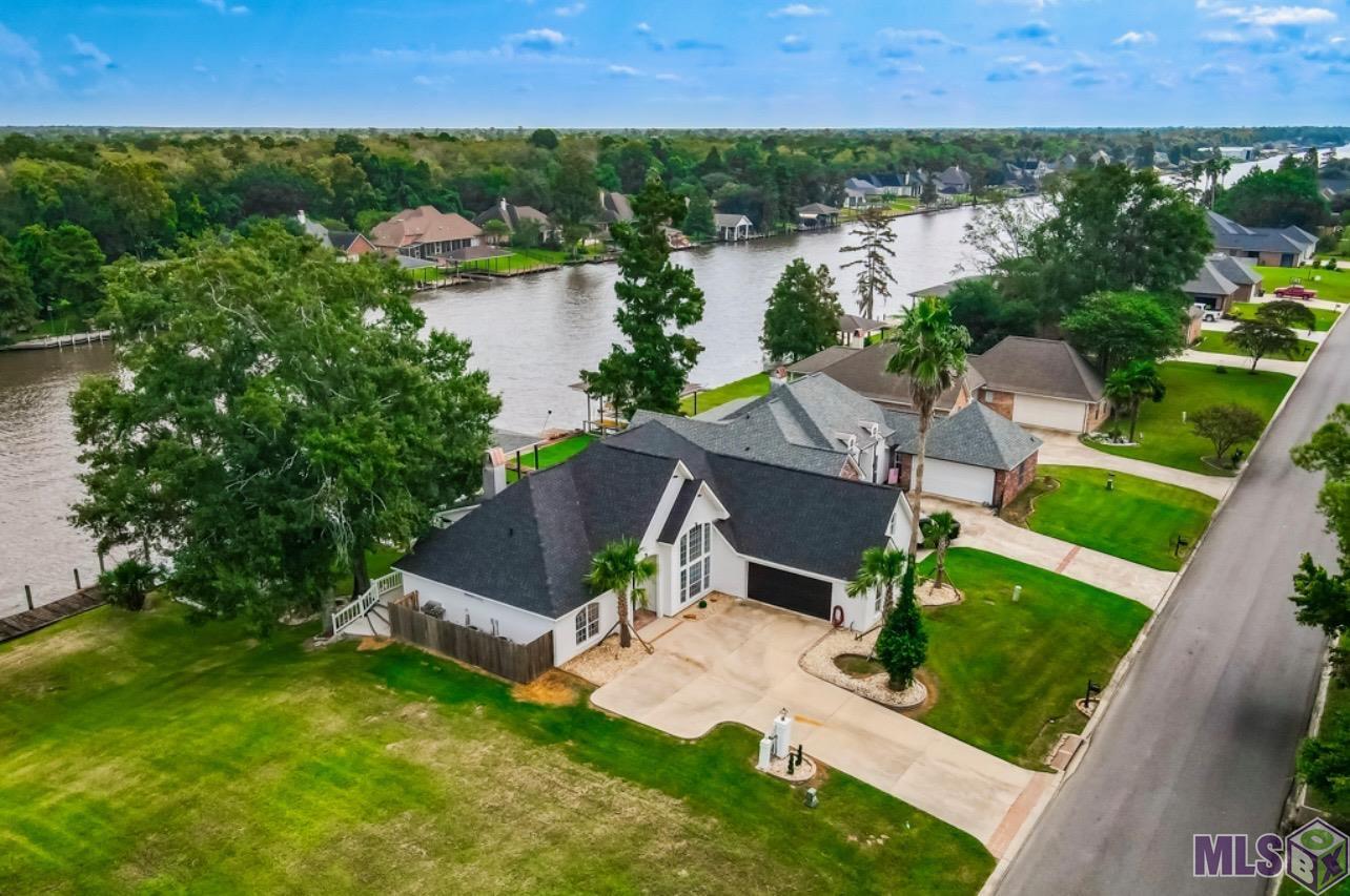 11964 RIVER HIGHLANDS, St. Amant, LA 70774