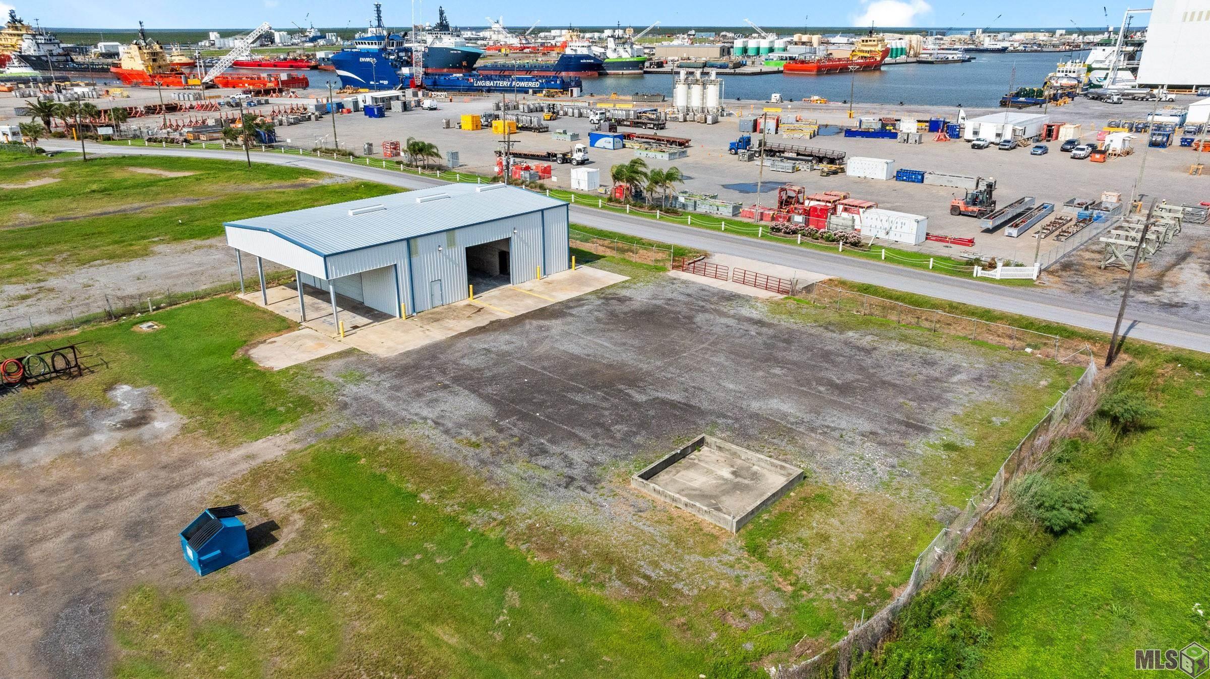 147 1ST ST, Port Fourchon, LA 70357