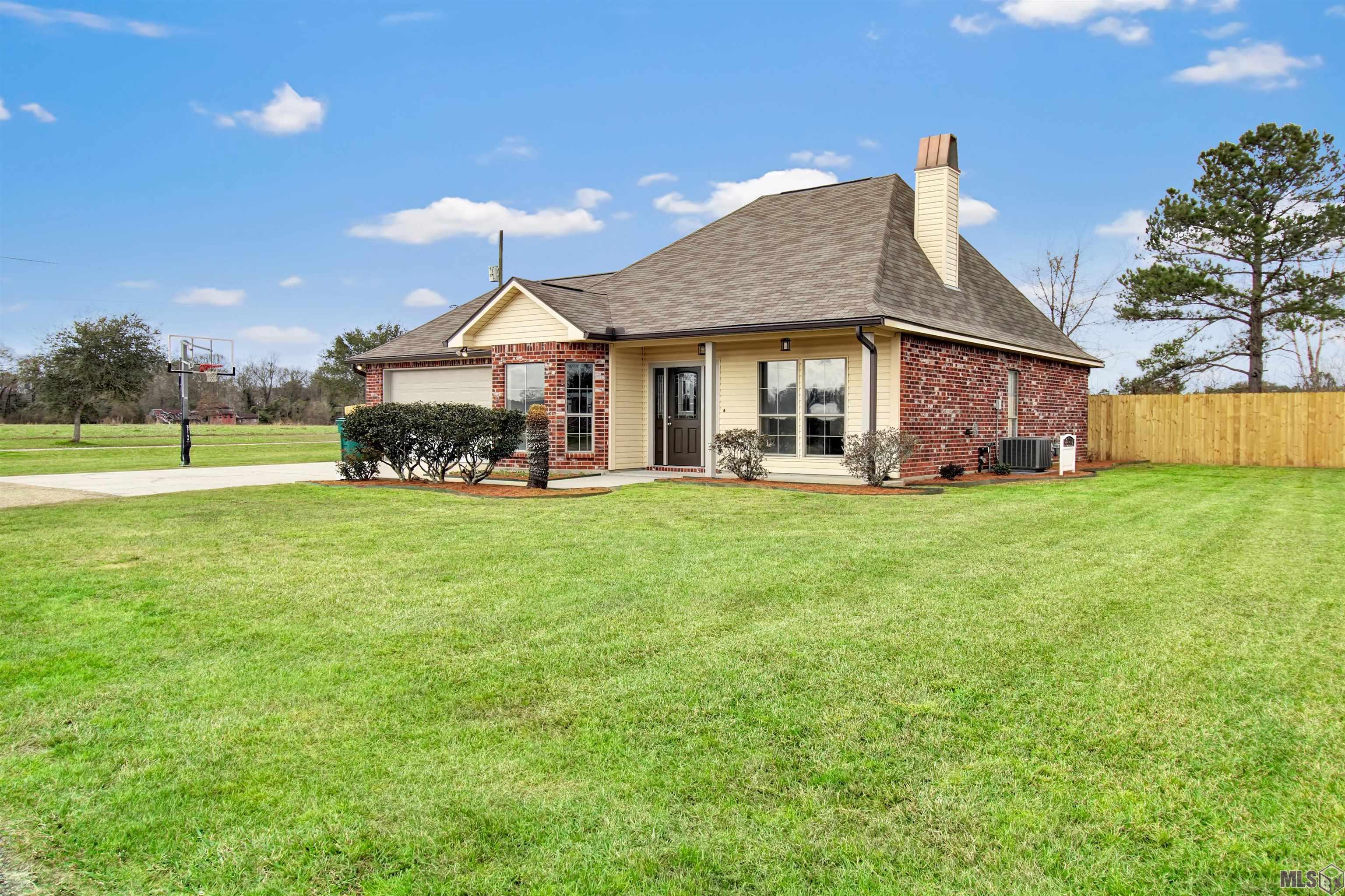 39511 LAKOTA LN, Denham Springs, LA 70706