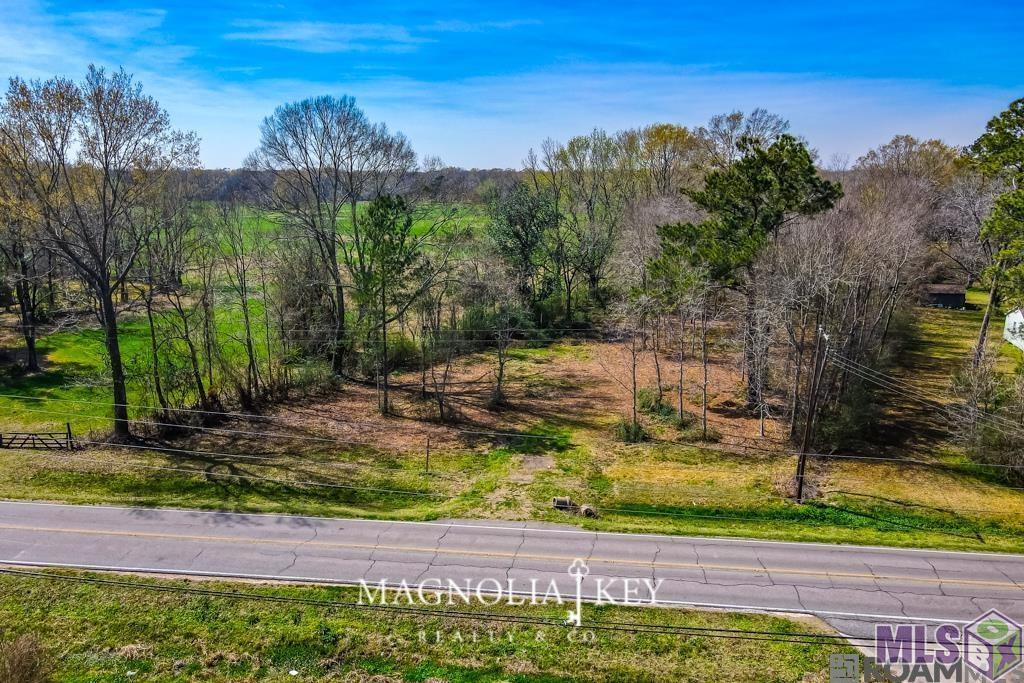 10353 FOSTER RD, Baton Rouge, LA 70811