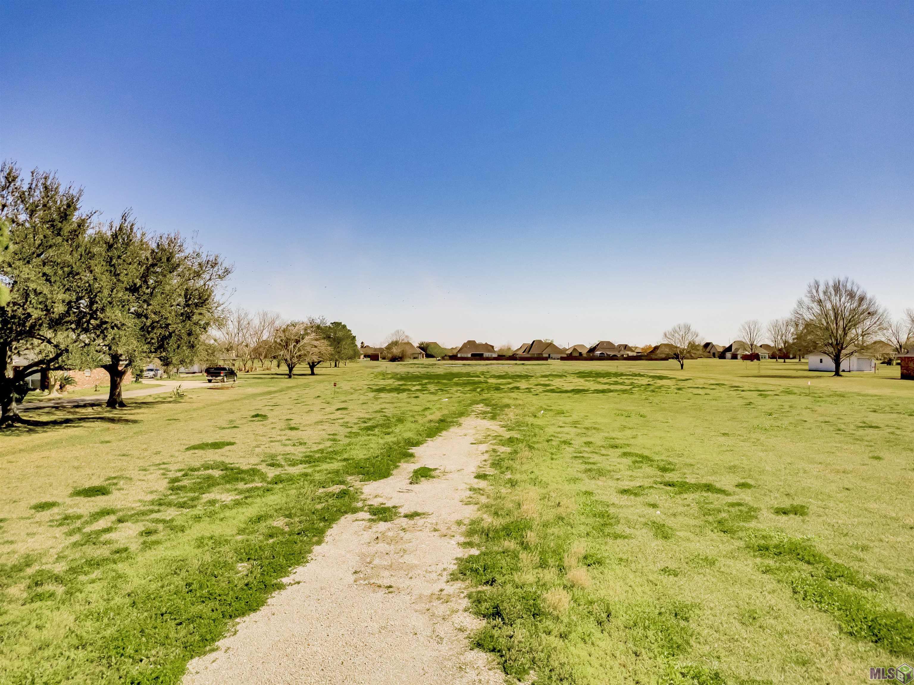 6100 HIGHWAY 44 Highway, Gonzales, LA 70737