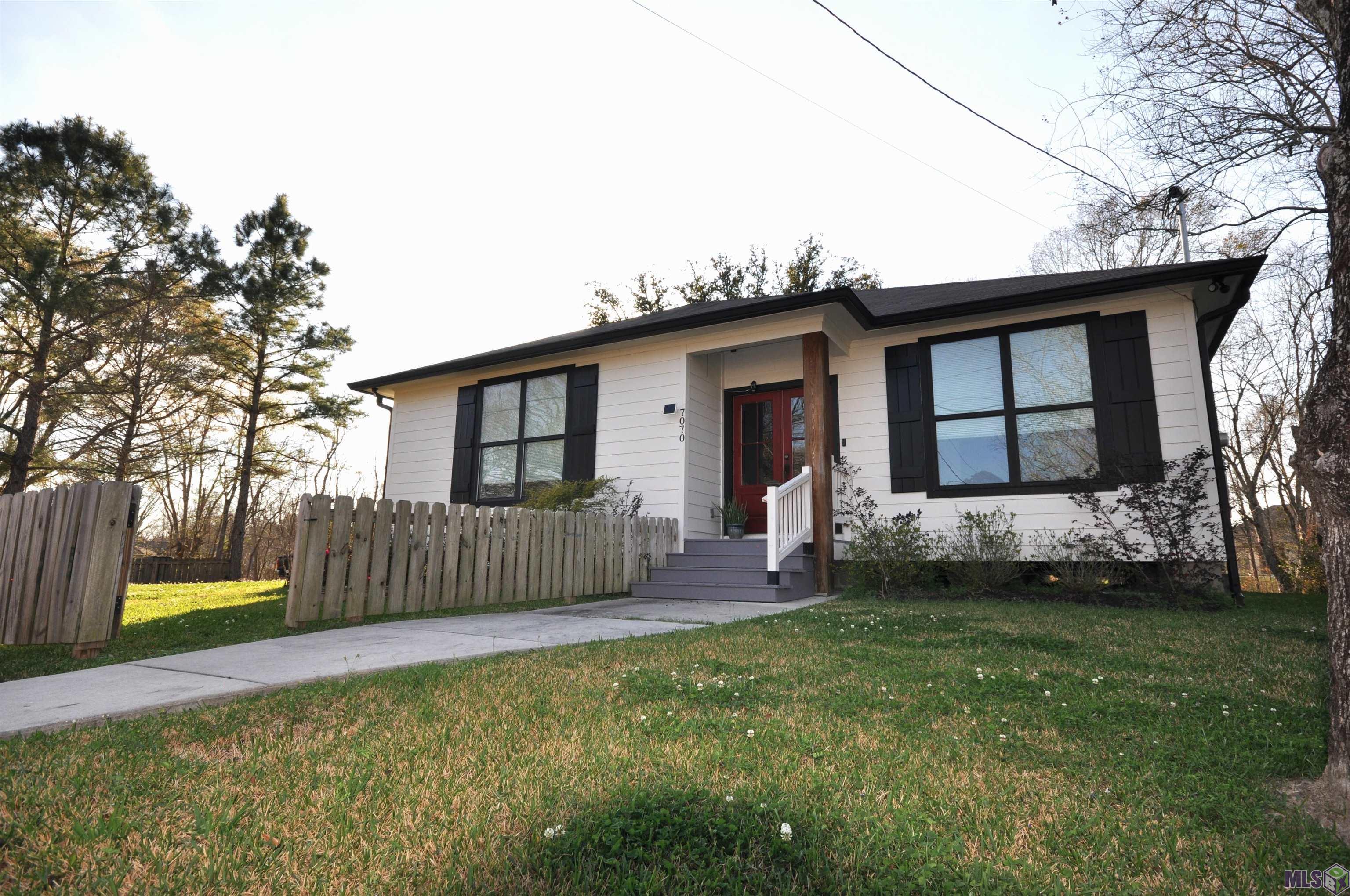 7070 BARREMORE DR, Baton Rouge, LA 70817