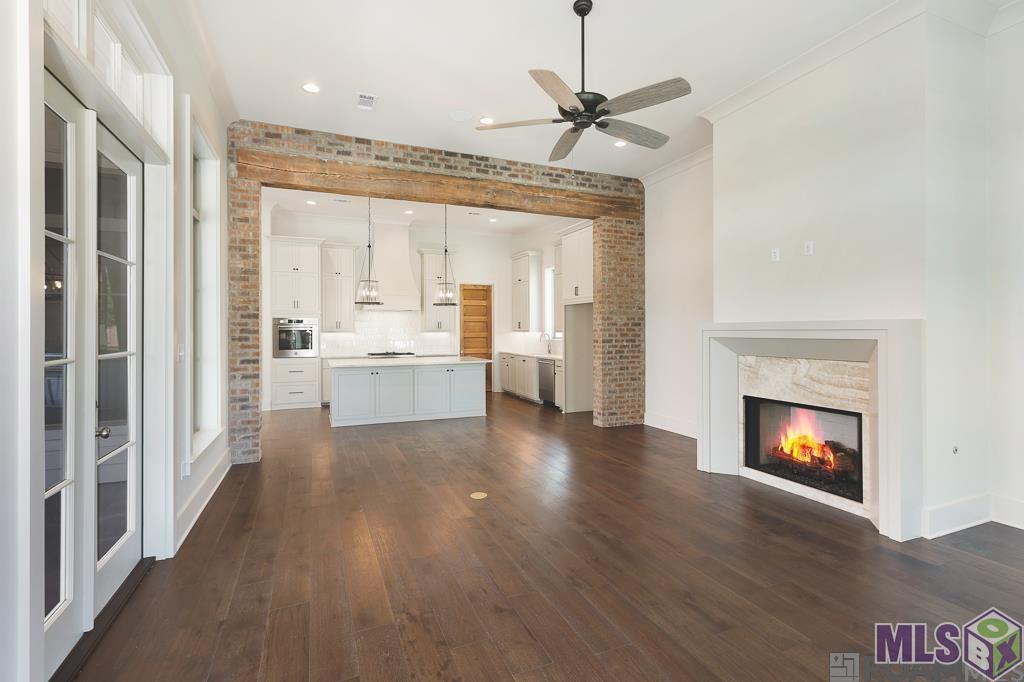 2907 SAINT LUKE AVE, Gonzales, LA 70737