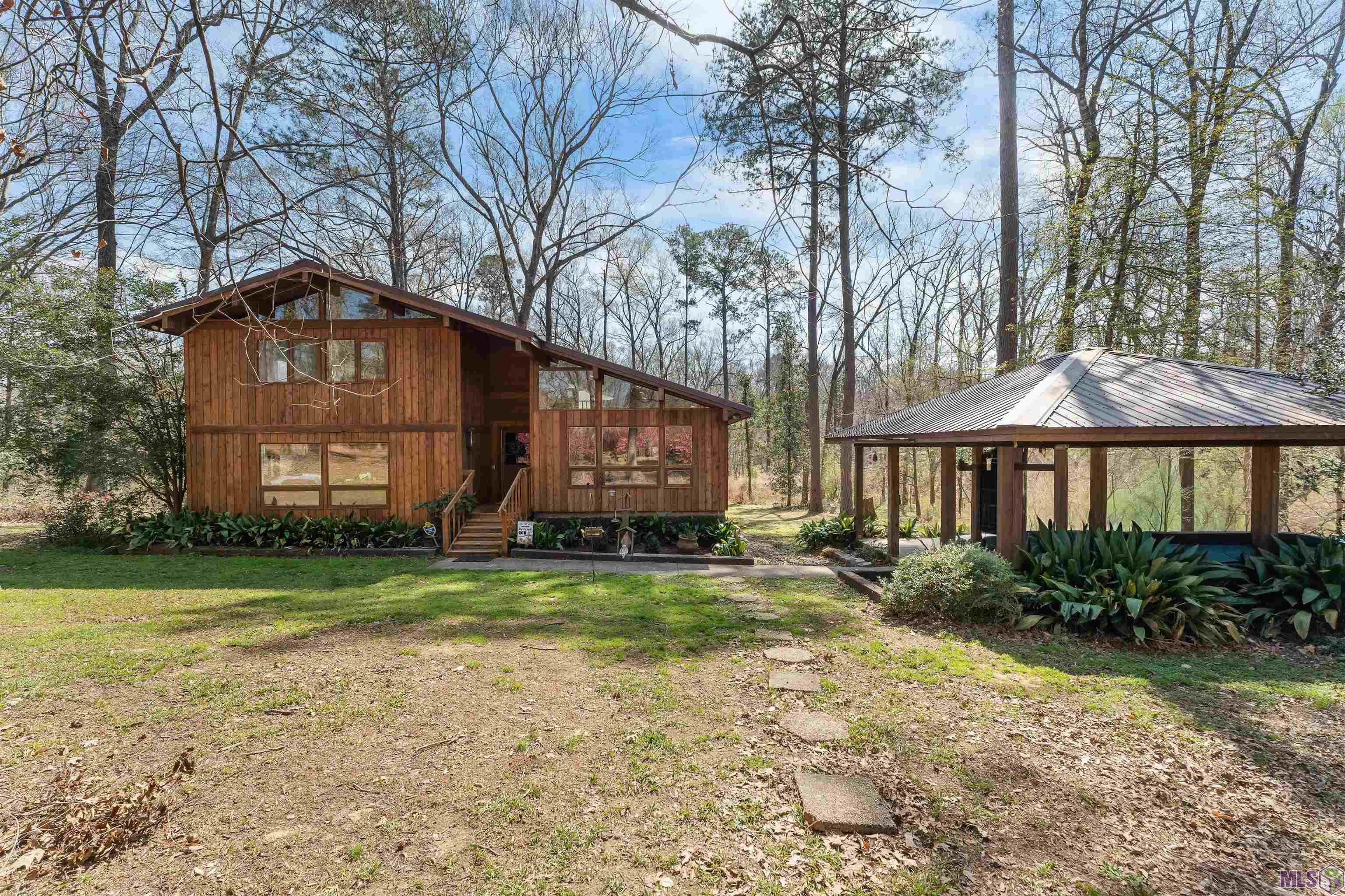 10894 BAINS RD, St. Francisville, LA 70775
