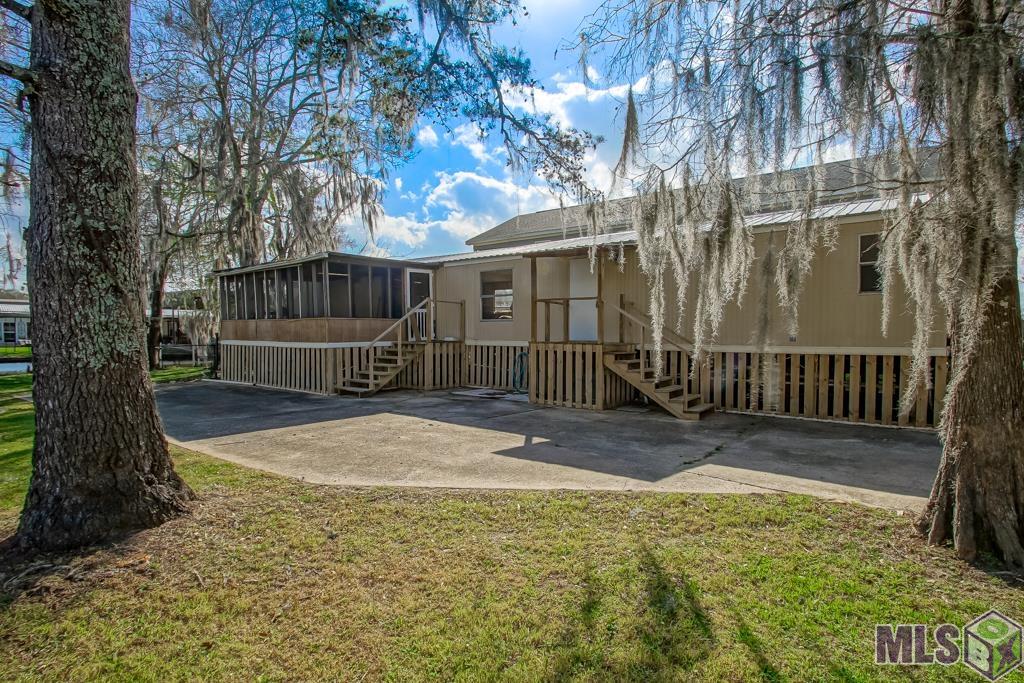 22494 SWAN ST, Maurepas, LA 70449