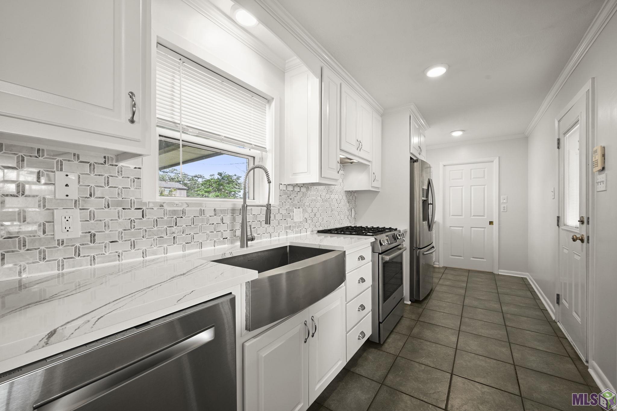 364 WINGATE DR, Baton Rouge, LA 70815